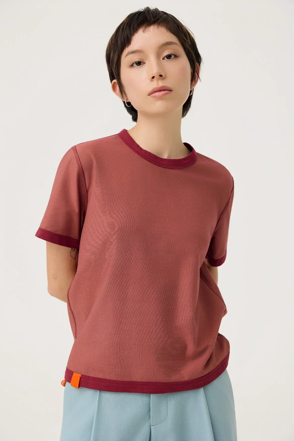 3EIGHTH | Everyday Reversible Tee in Burgundy & Sappanwood - Image 7