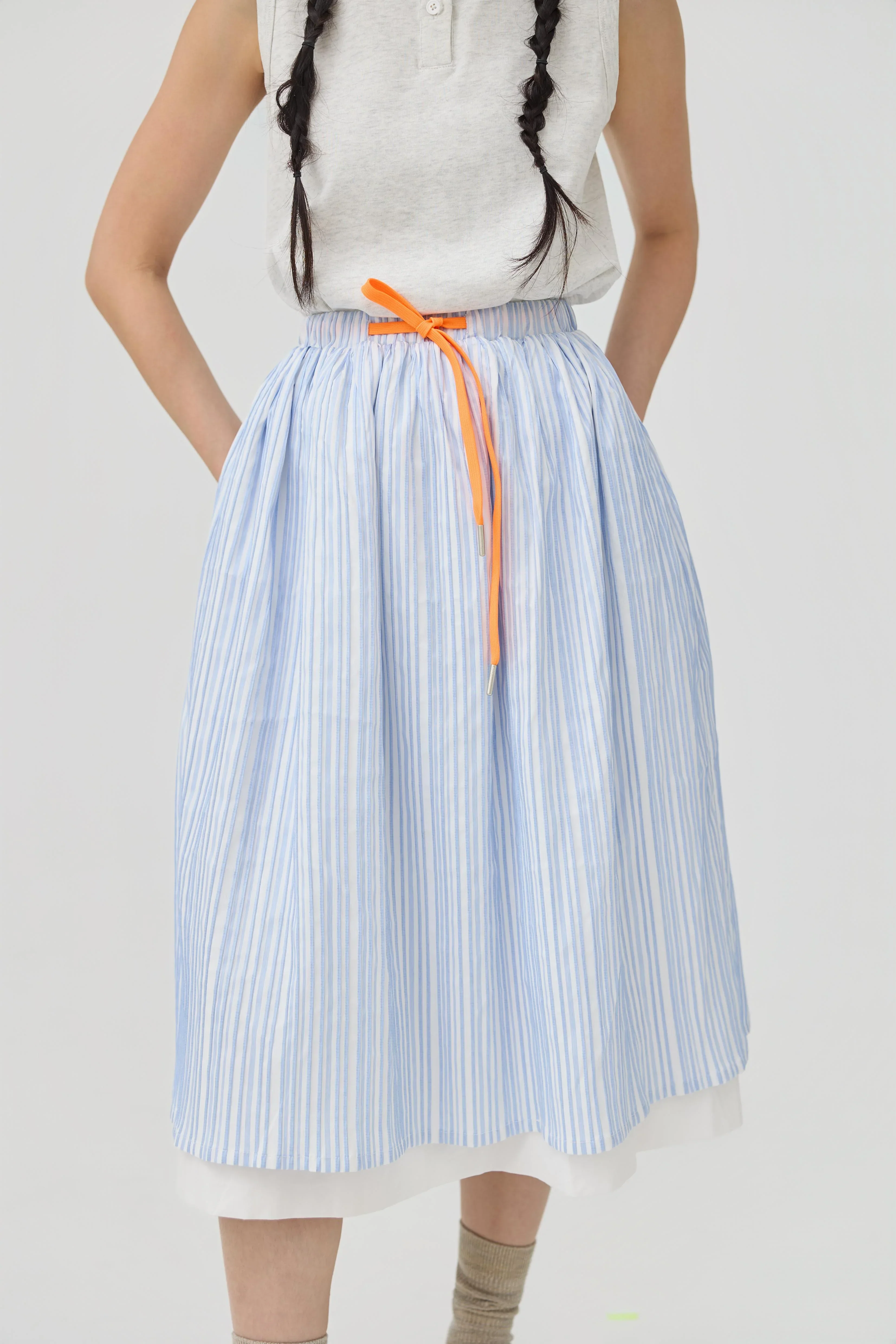 3EIGHTH | Futae Skirt In Blue Seersucker - Image 4