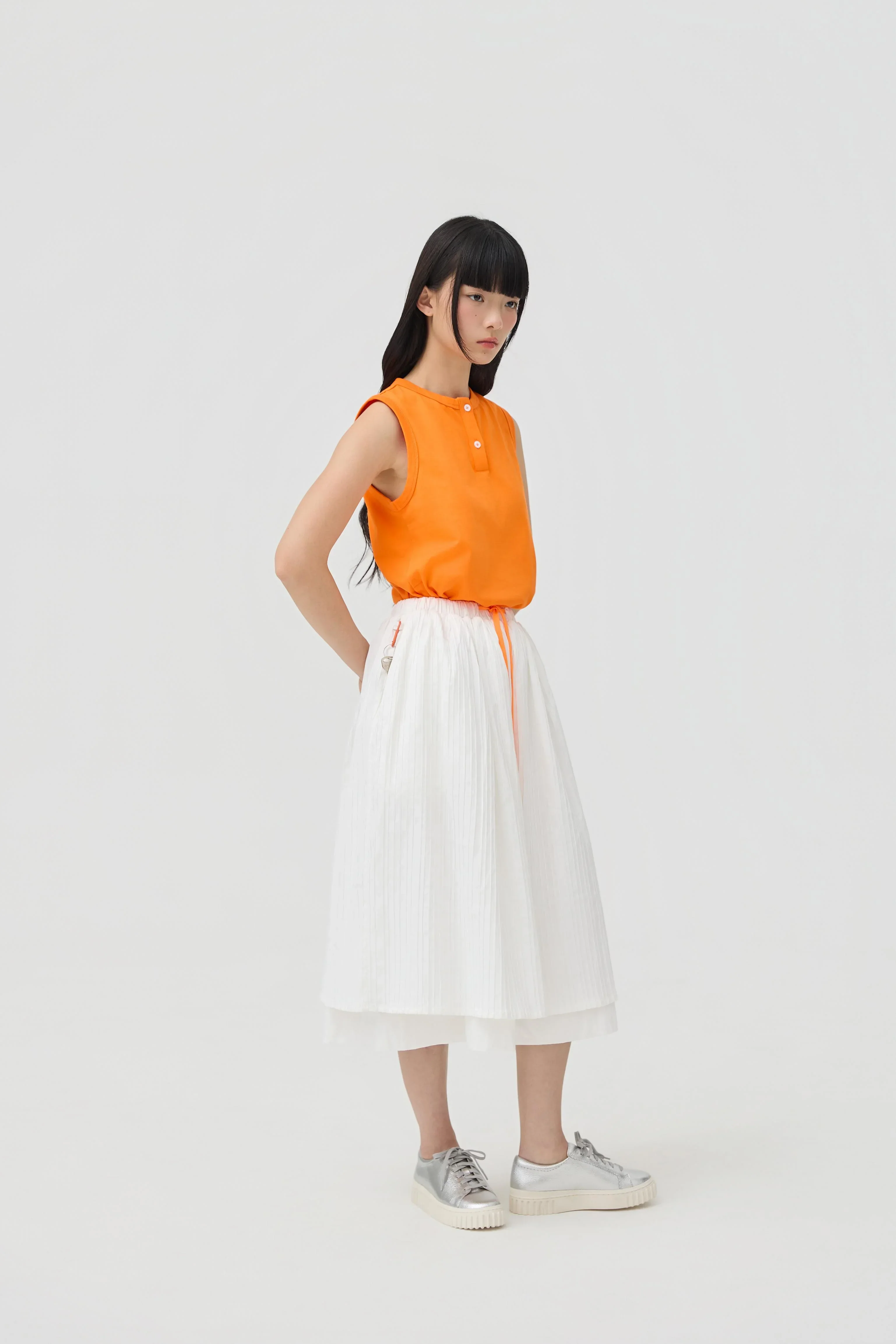 3EIGHTH | Futae Skirt In White Seersucker - Image 4