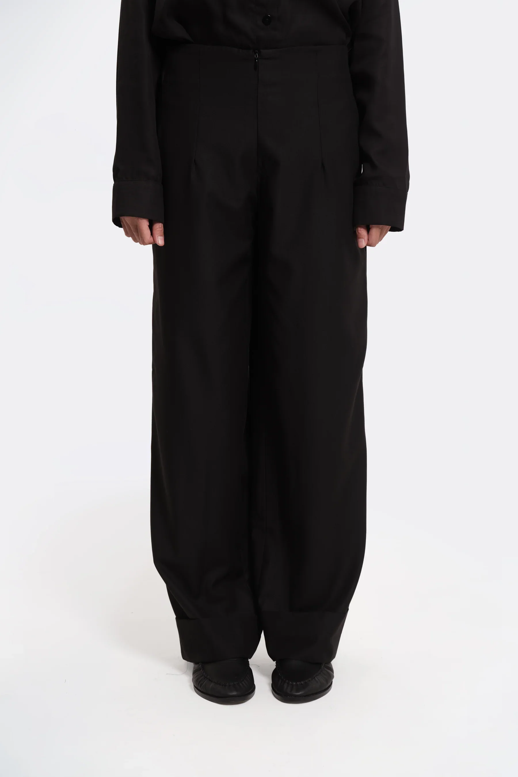 AESTHETIC PLEASURE | Rou Pants - Image 4