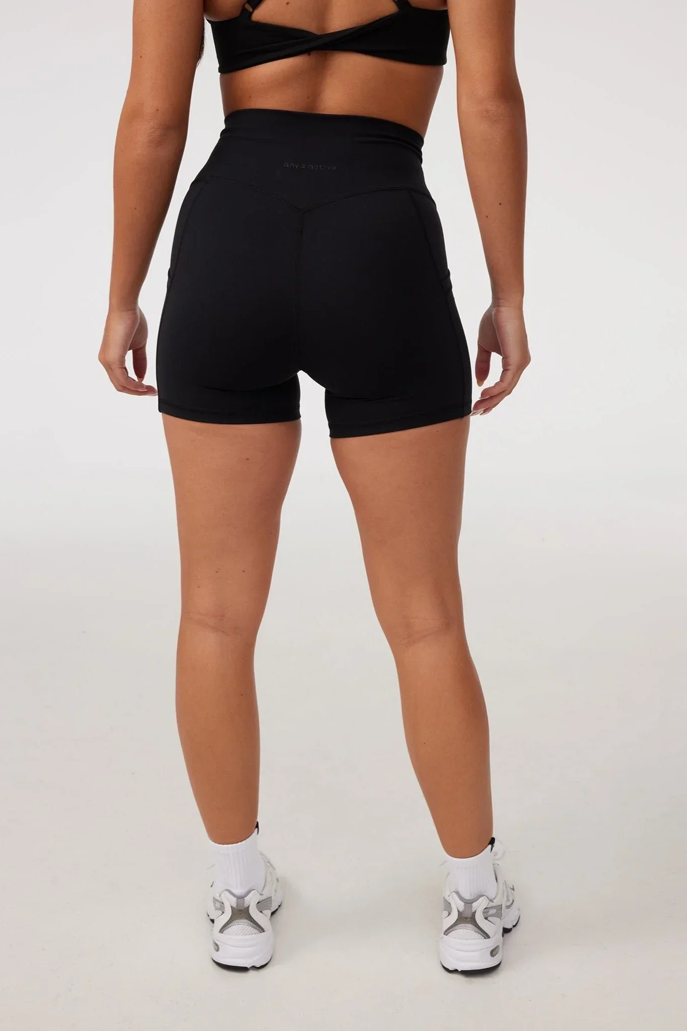 ANYA ACTIVE | Pocket Shorts (Mini 4") - Image 4