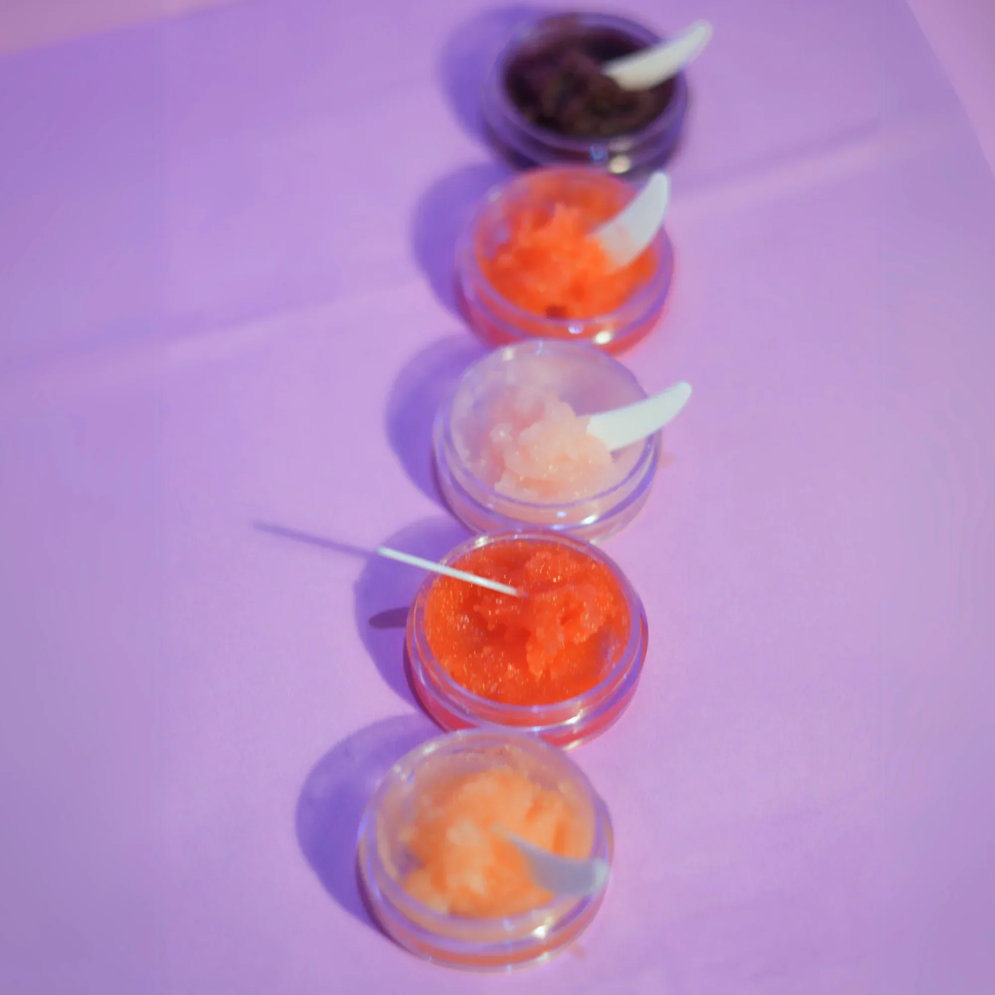 BENEW | Lip Scrub - Image 3