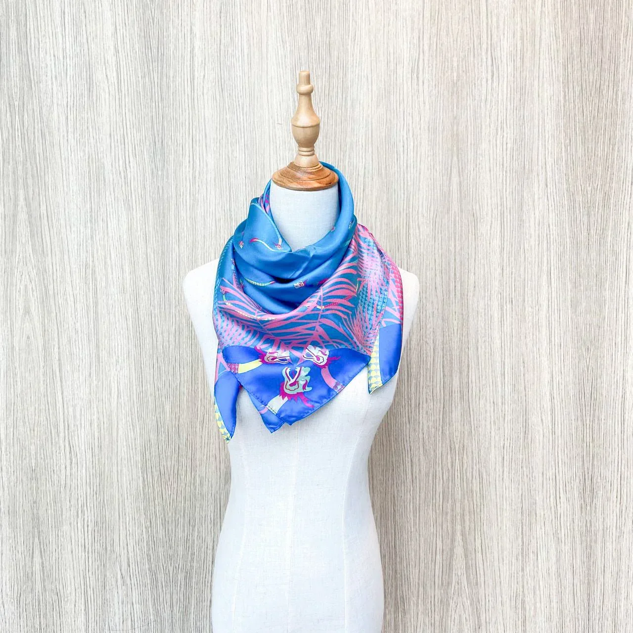 BINARY STYLE | Dragons On Singapore Water Silk Square Scarf 87X87 cm - Image 3