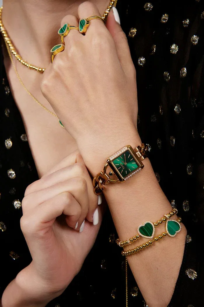 BLACK BY BLUE BRAVE | THCN C· II Green Sunray Dial Rose Gold Chain-Link Watch - Image 2