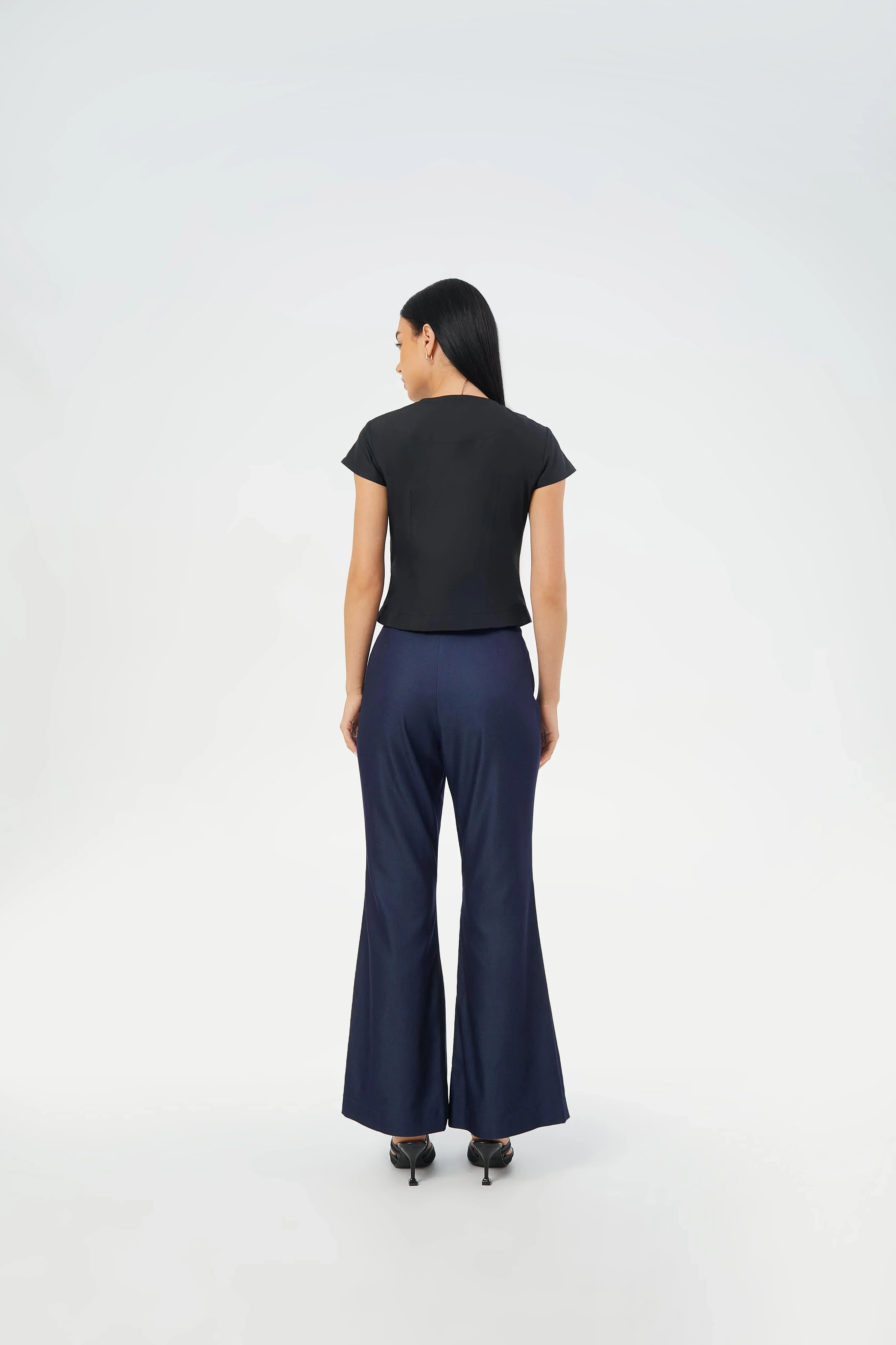 CAELI ECO LUXE | Tailored Button Top - Image 12