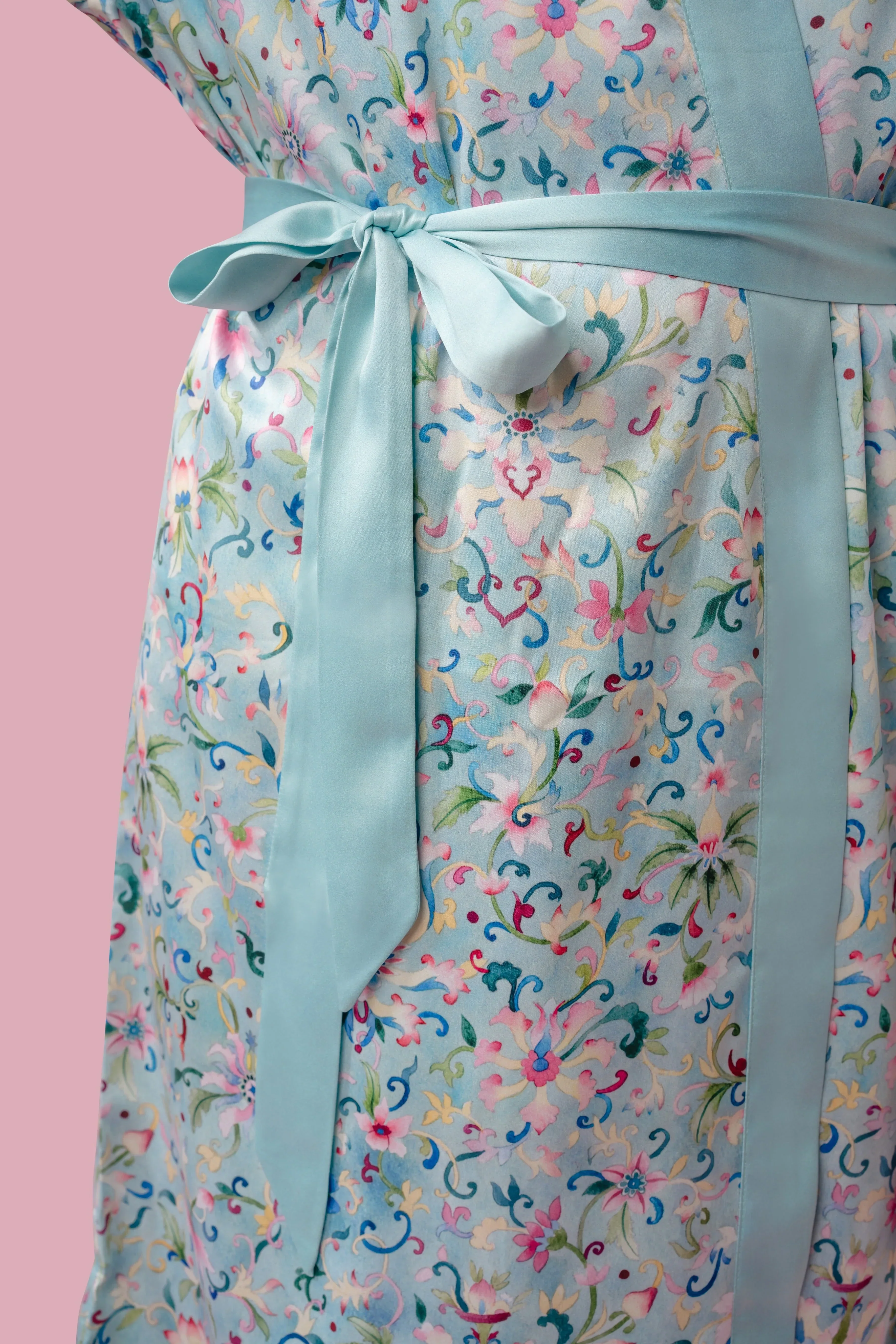 SINGLAPA | Chinese Floral Kimono - Image 3