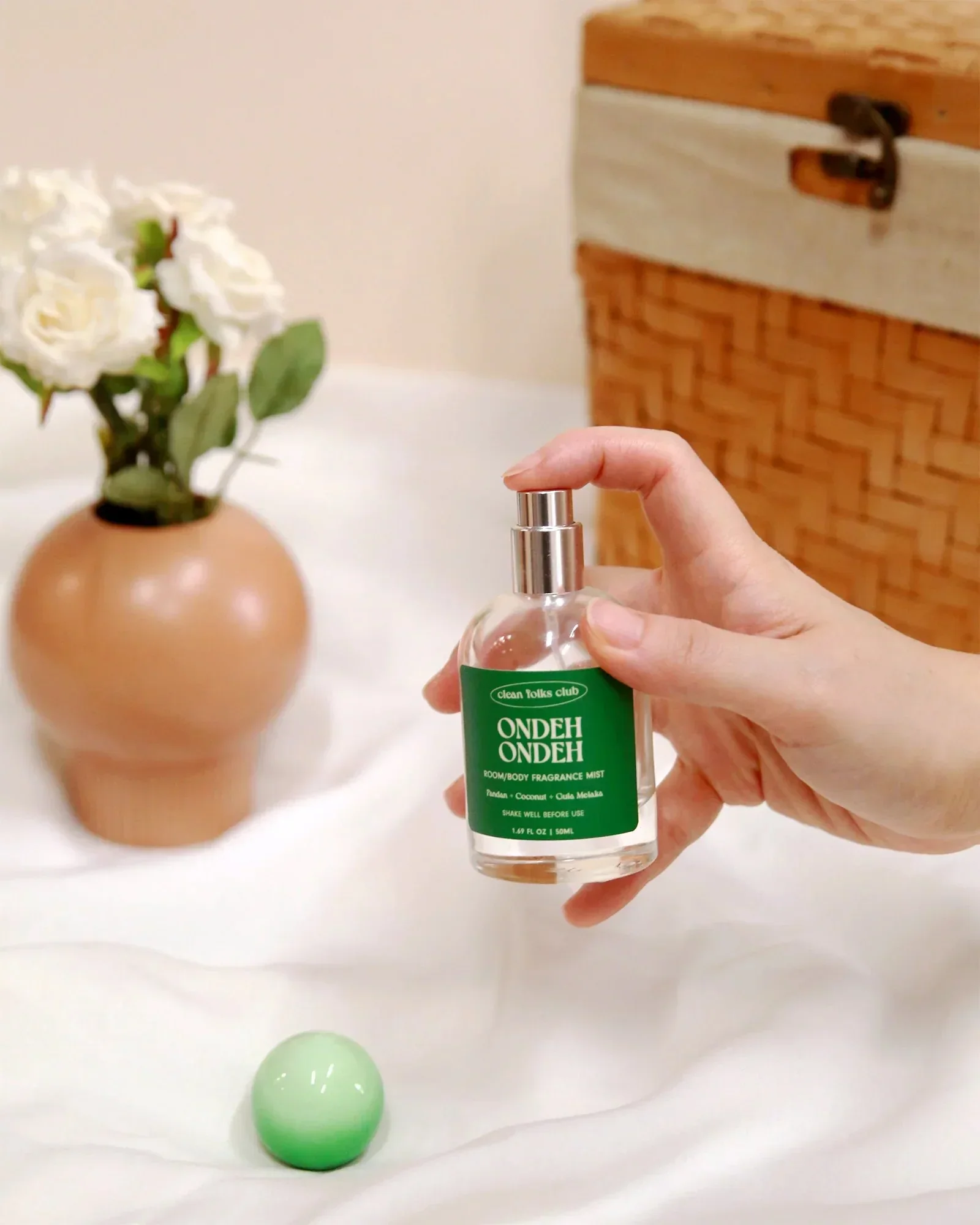 CLEAN FOLKS CLUB | Ondeh Ondeh Perfume Mist - Image 2