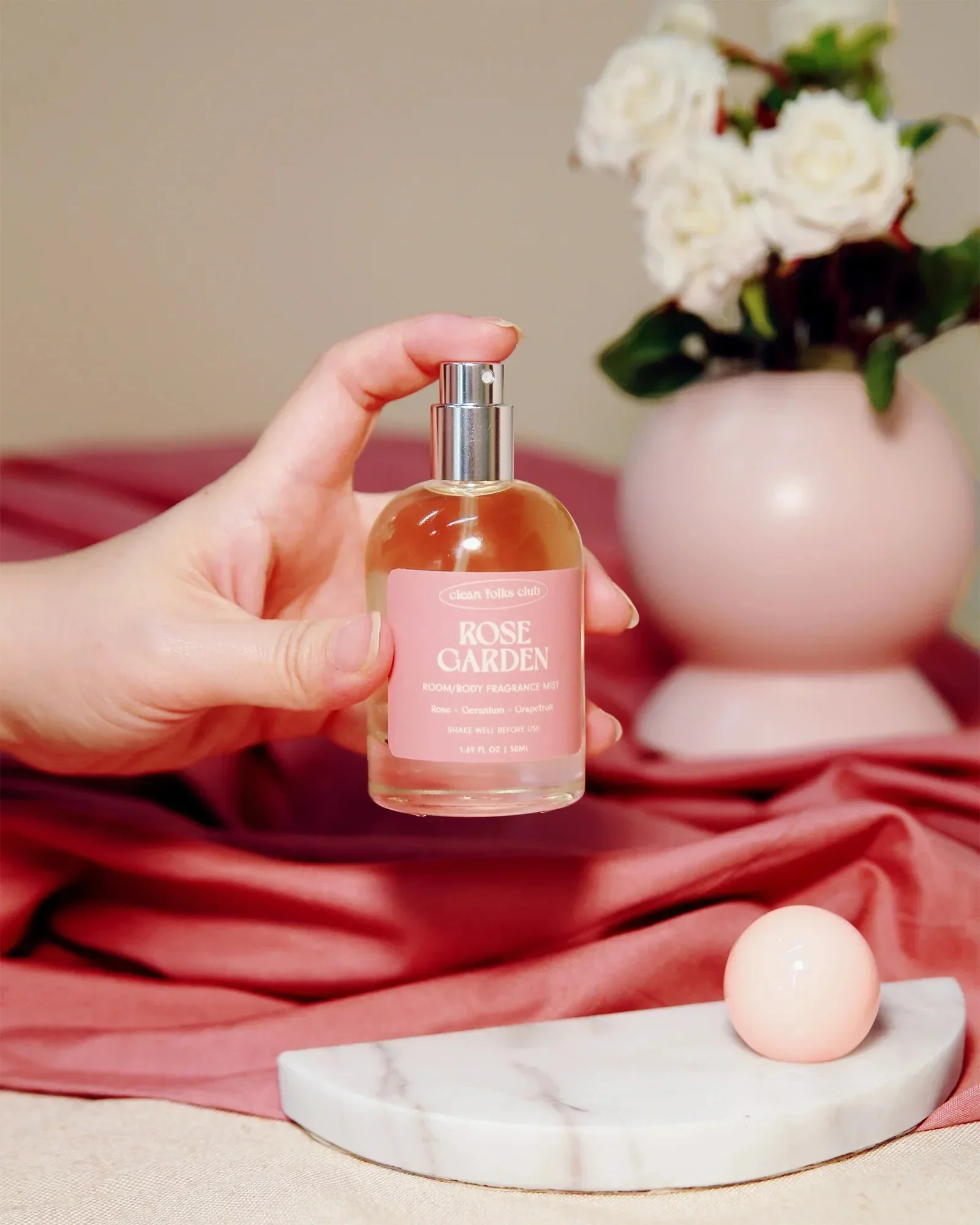 CLEAN FOLKS CLUB | Rose Garden Perfume Mist - Image 2