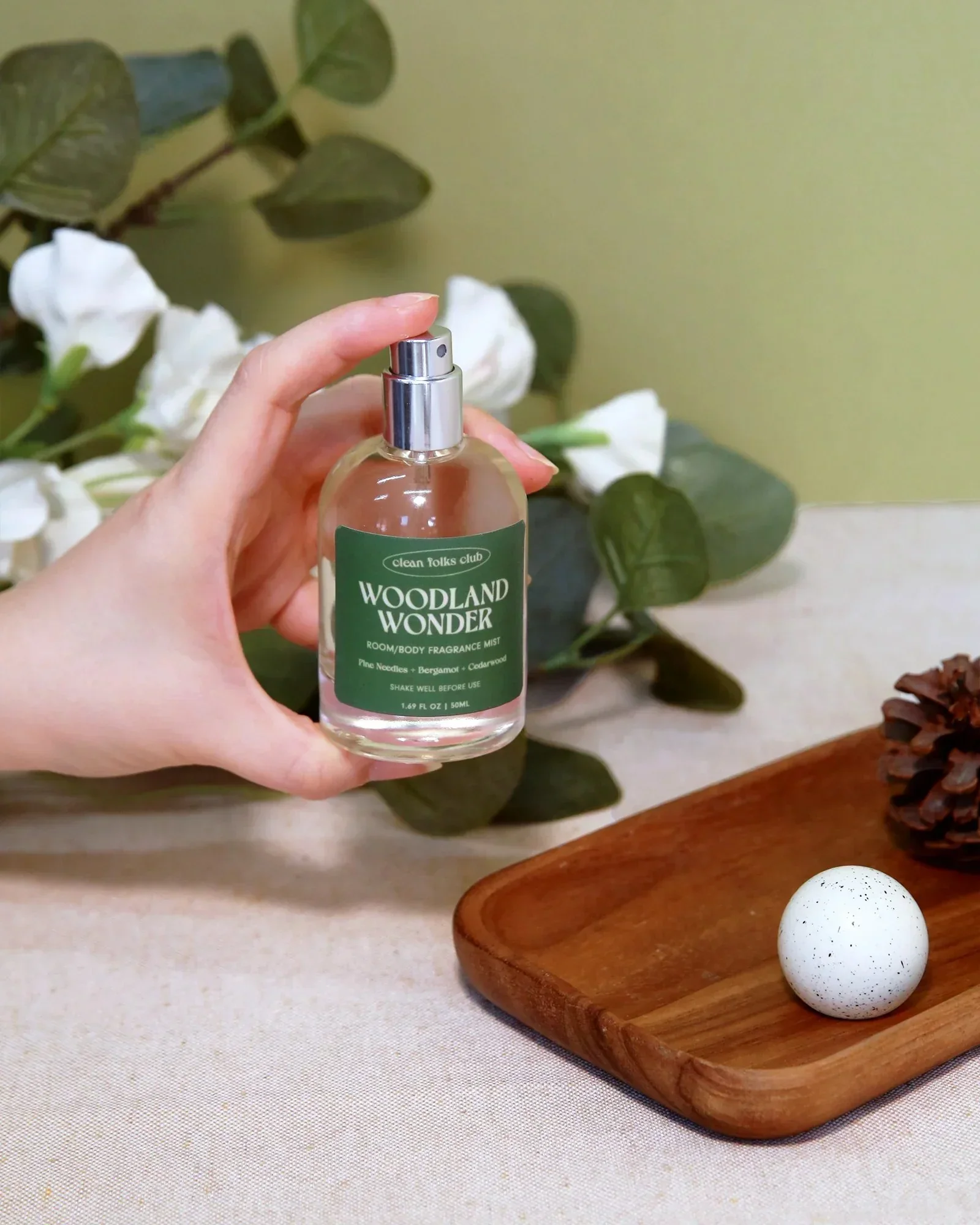 CLEAN FOLKS CLUB | Woodlands Wonder Perfume Mist - Image 2