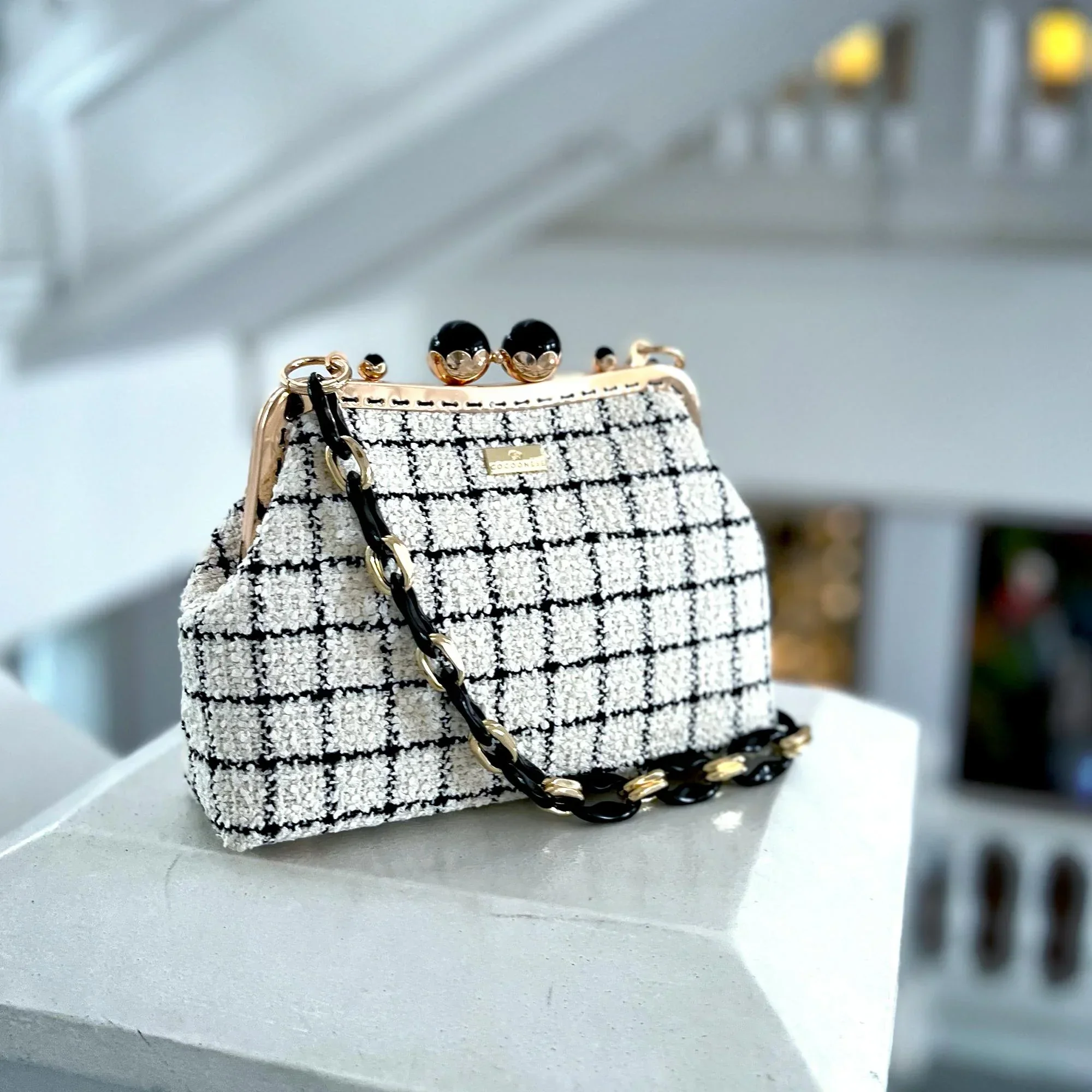 COCOONESE | Acrylic Chain Tweed Shoulder Bag - Regal Mosaic - Image 5