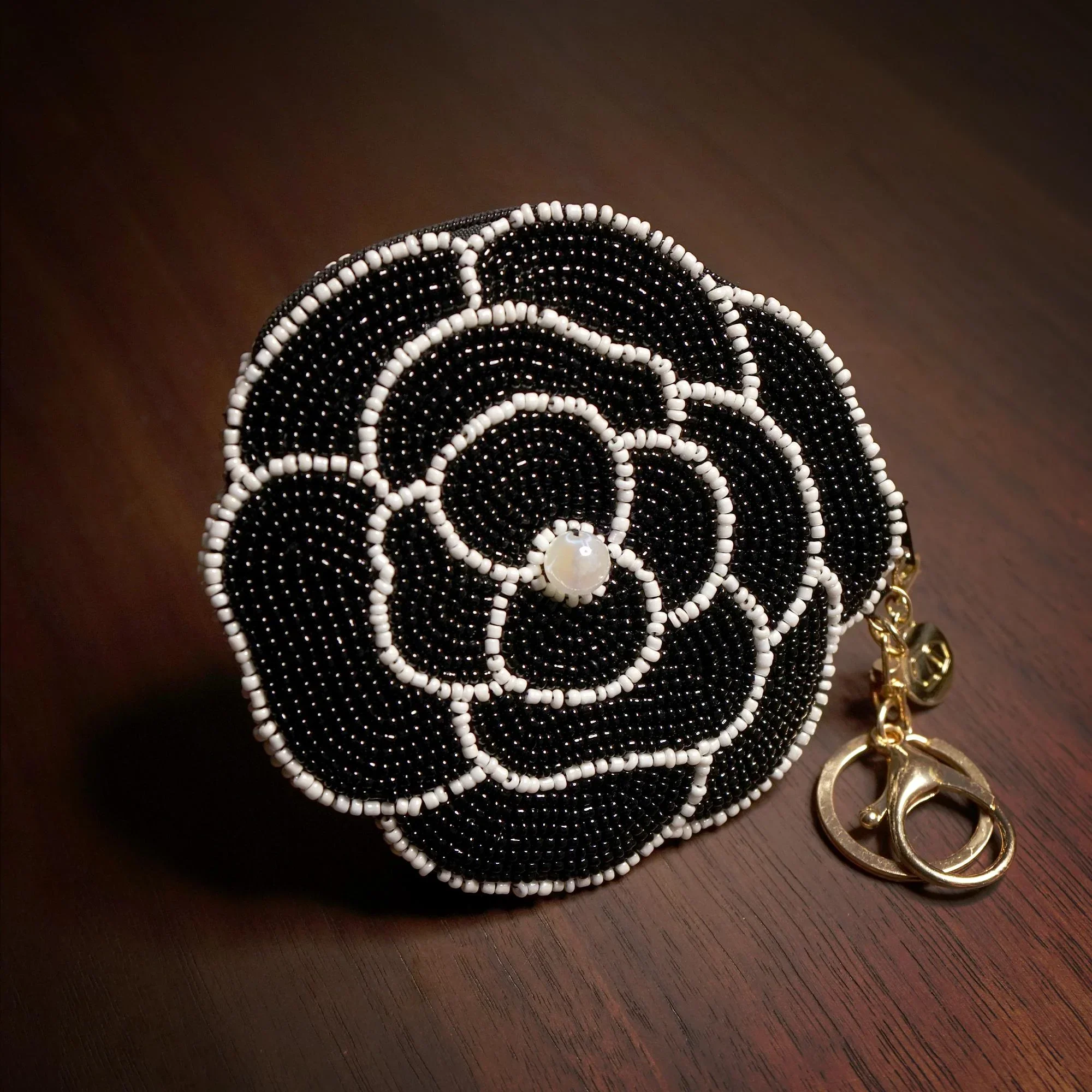 COCOONESE | Beaded Coin Purse - Image 4