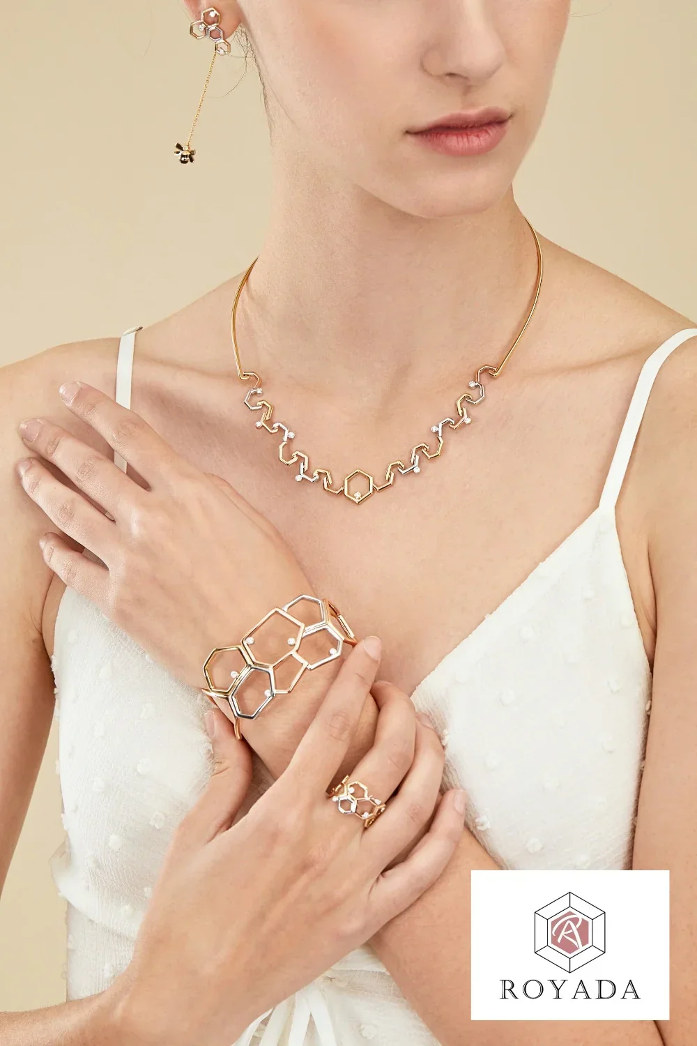 CREATIVE JEWELLERY STUDIO | 18k 3-Tone Gold & Diamond Honeycomb Collar Bone Necklace by Royada Jewelry - Image 3