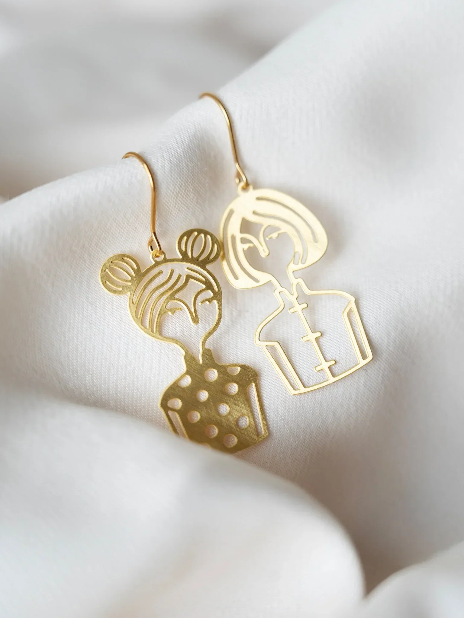 EMBRACE JEWELLERY | Cheongsam Chicks Earrings
