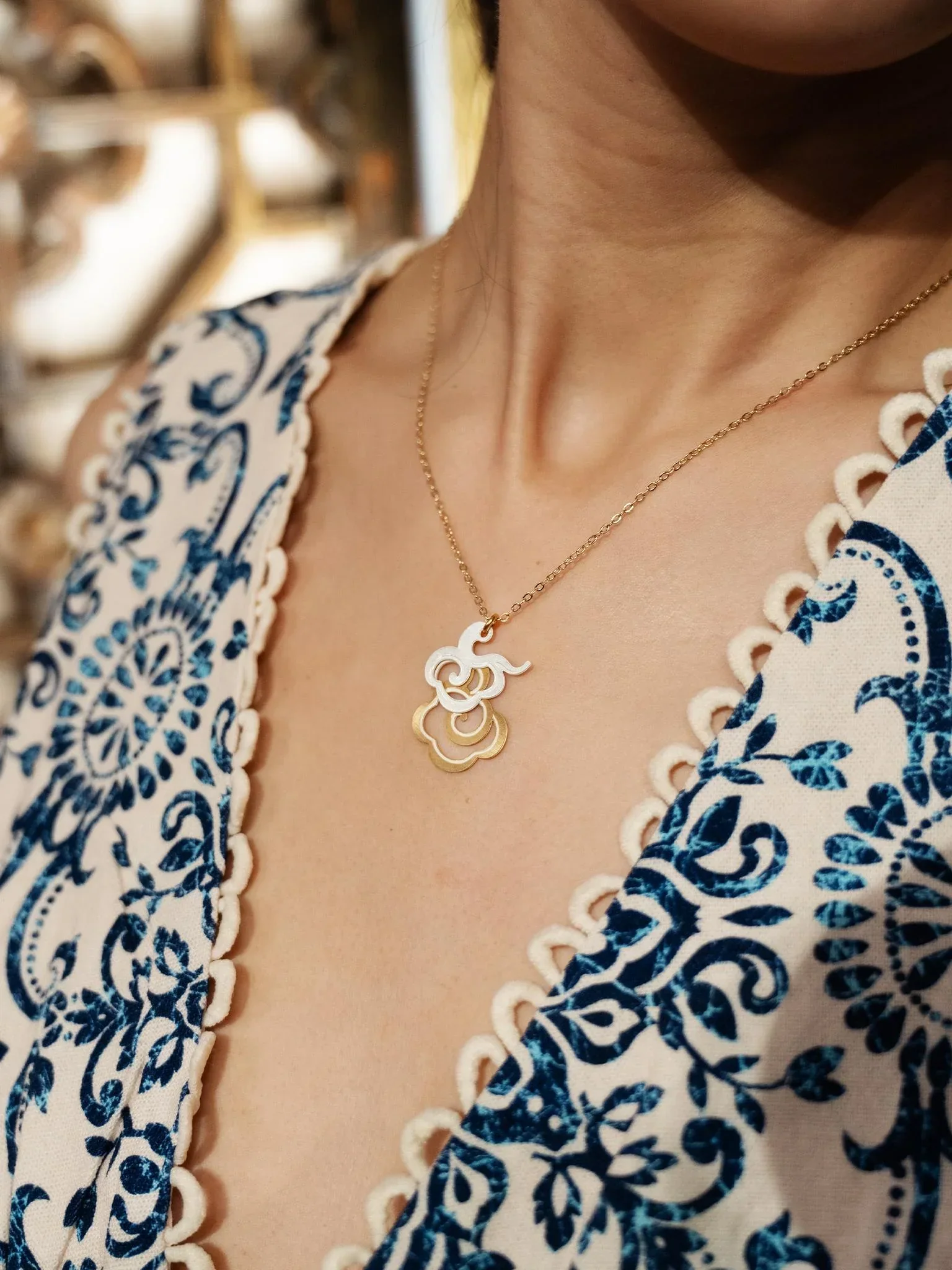 EMBRACE JEWELLERY | Clouds Necklace - Image 2