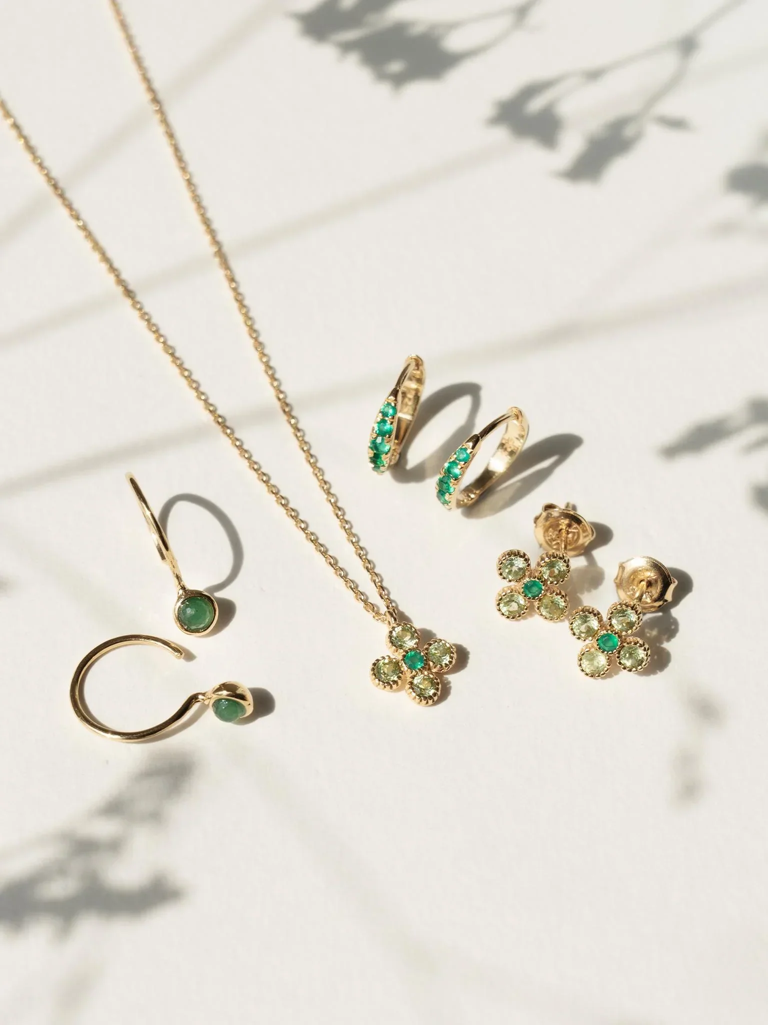 EMBRACE JEWELLERY | Gem Bloom Necklace With Peridot - Image 5