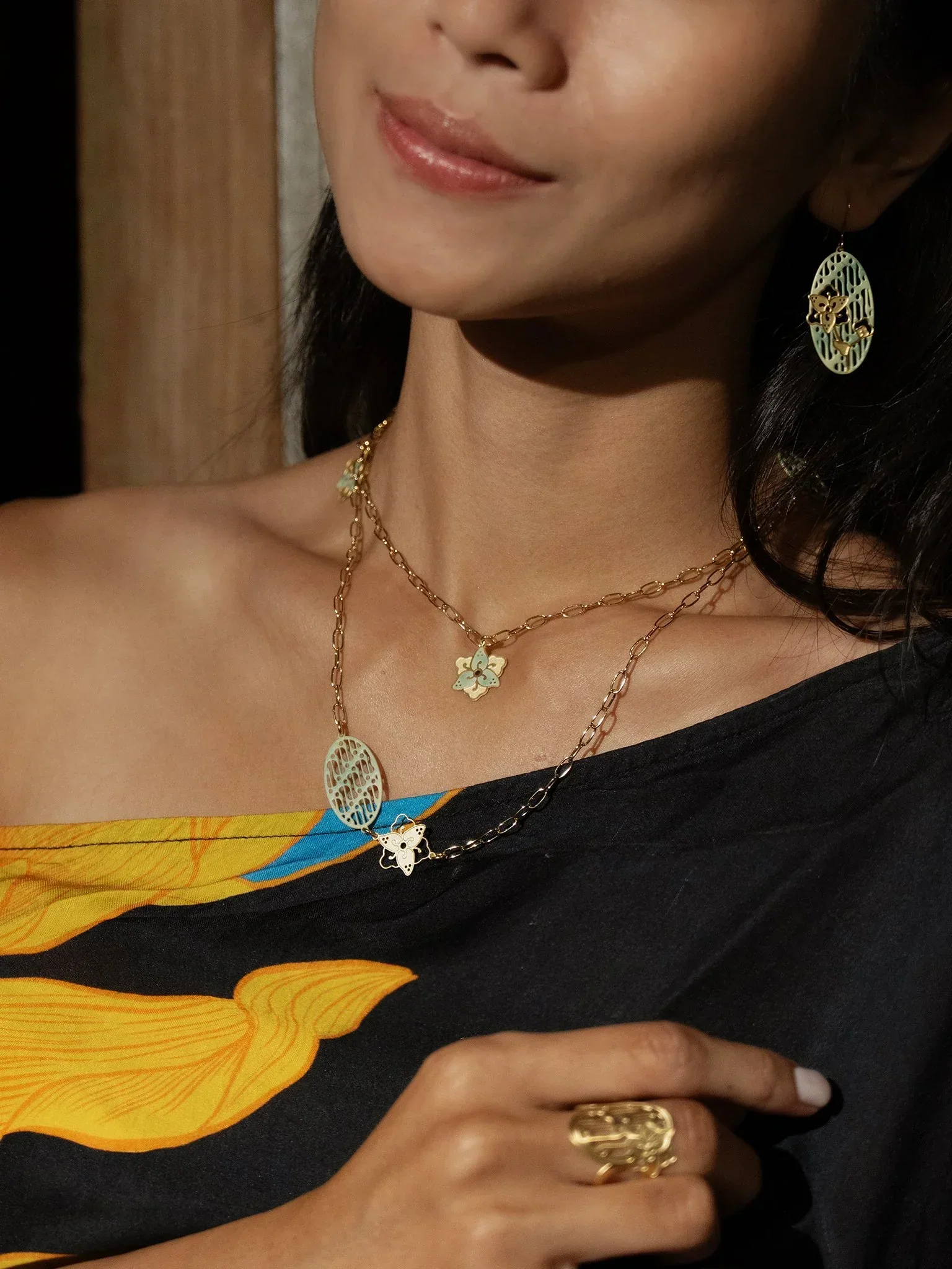 EMBRACE JEWELLERY | Parang Floral Necklace - Image 5