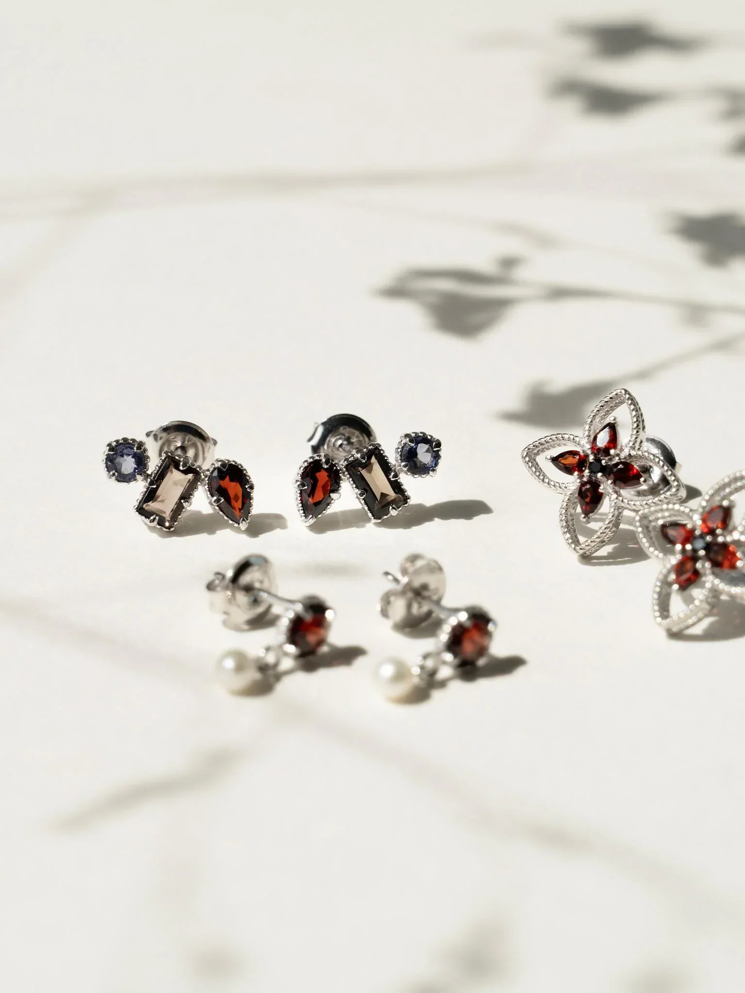 EMBRACE JEWELLERY | Triple Glow Cluster Studs - Image 4
