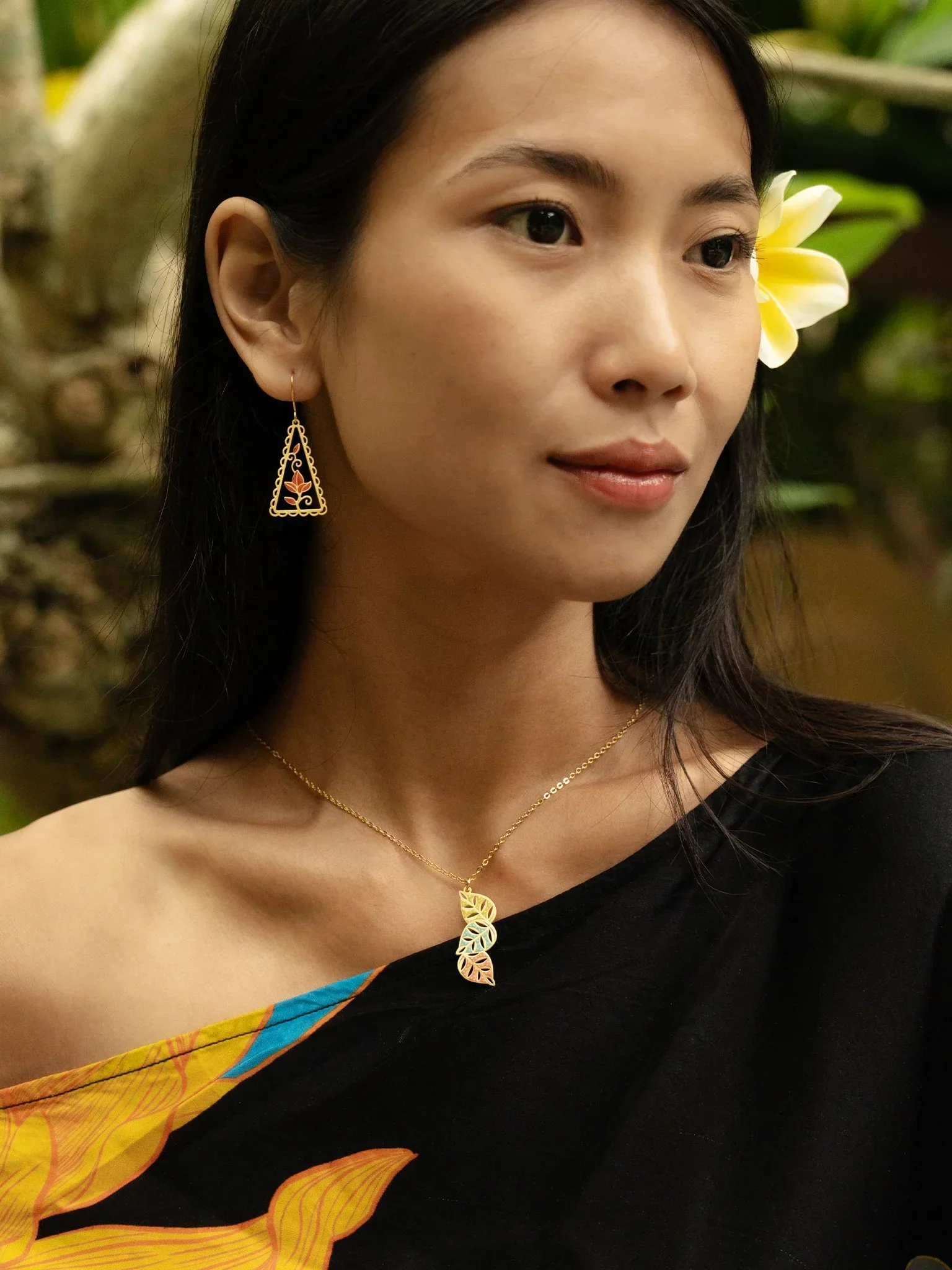 EMBRACE JEWELLERY | Tumpal Earrings - Image 3