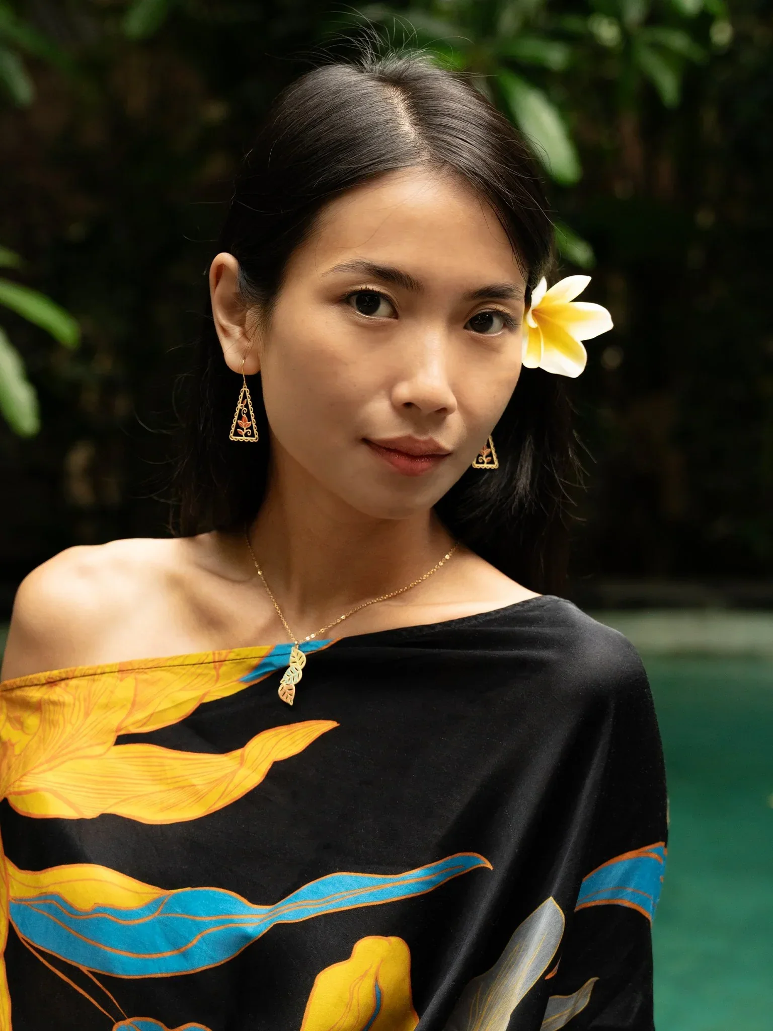 EMBRACE JEWELLERY | Tumpal Earrings - Image 4
