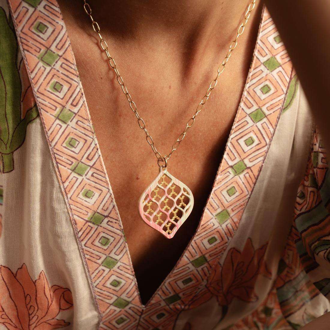 EMBRACE JEWELLERY | Woven Leaves Necklace - Image 3