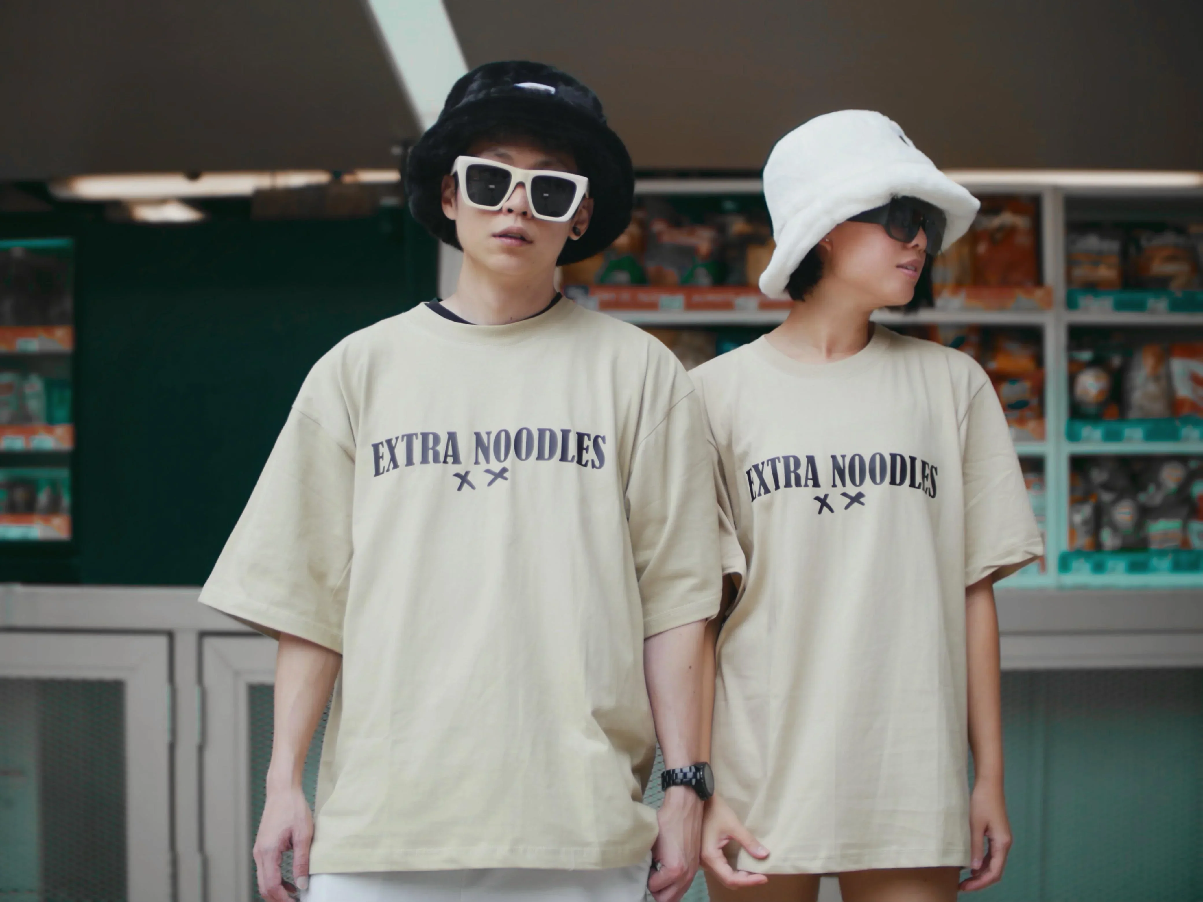 EXTRA NOODLES | Classics 'I'm So Fluffy' Bucket Hat - Image 4
