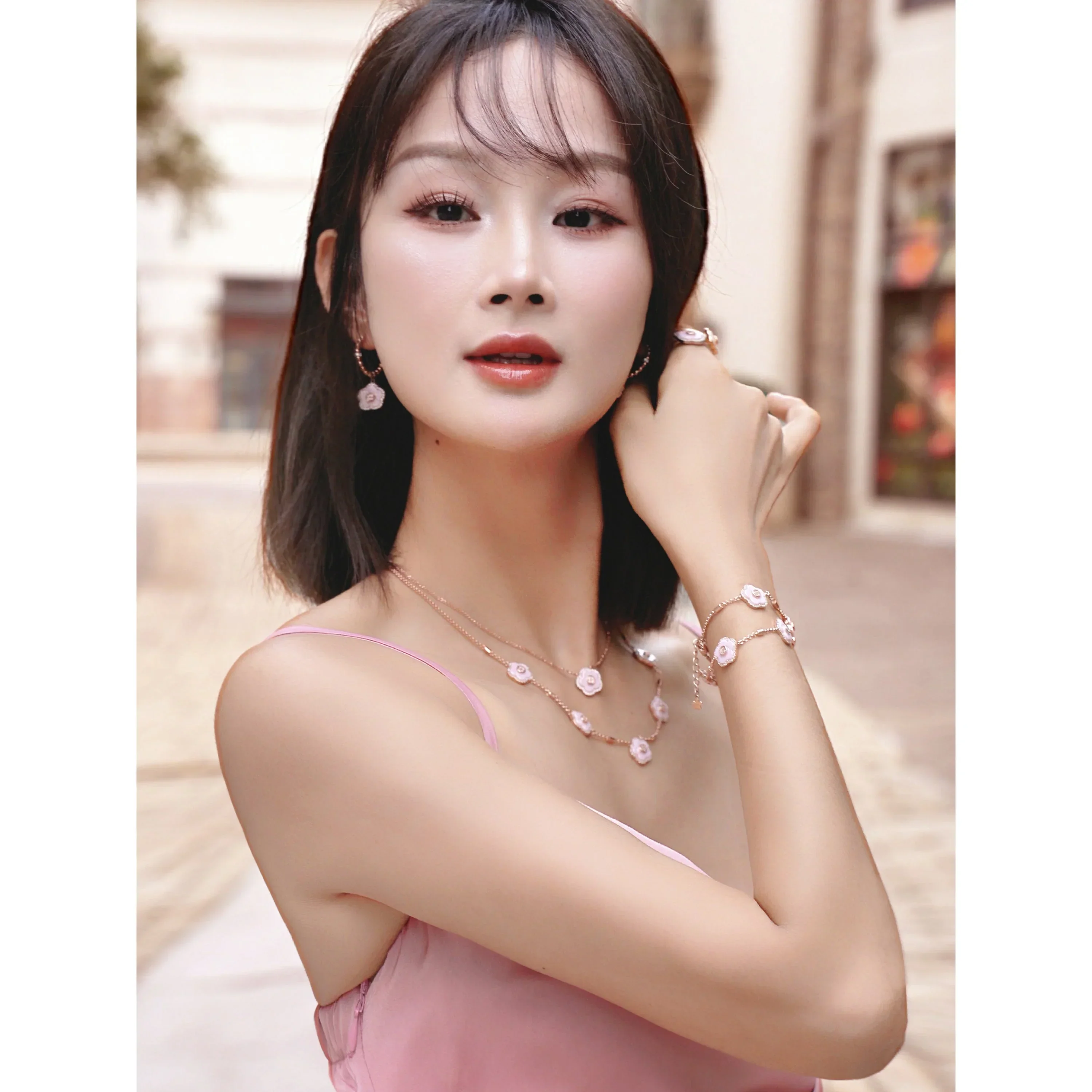 BLACK BY BLUE BRAVE | Classic Flower Earrings Brass 18k Rosegold Plating & Pink Ceramic 20+13mm - Image 4