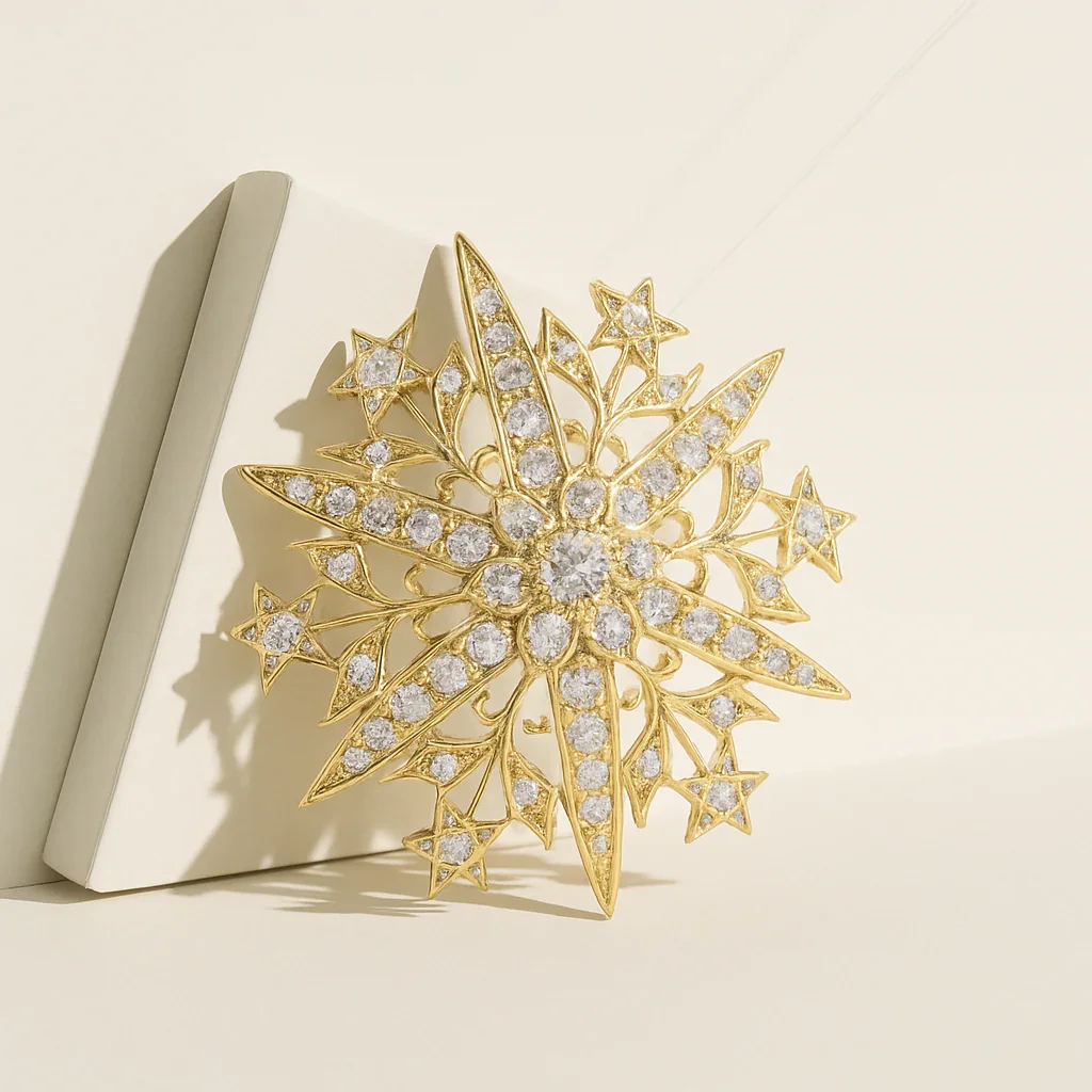 FOUNDATION JEWELLERS | 750 Y/G Peranakan Natural Diamond Pendant Brooch "Star" 12.42gm D1-0.24ct D54-2.50ct