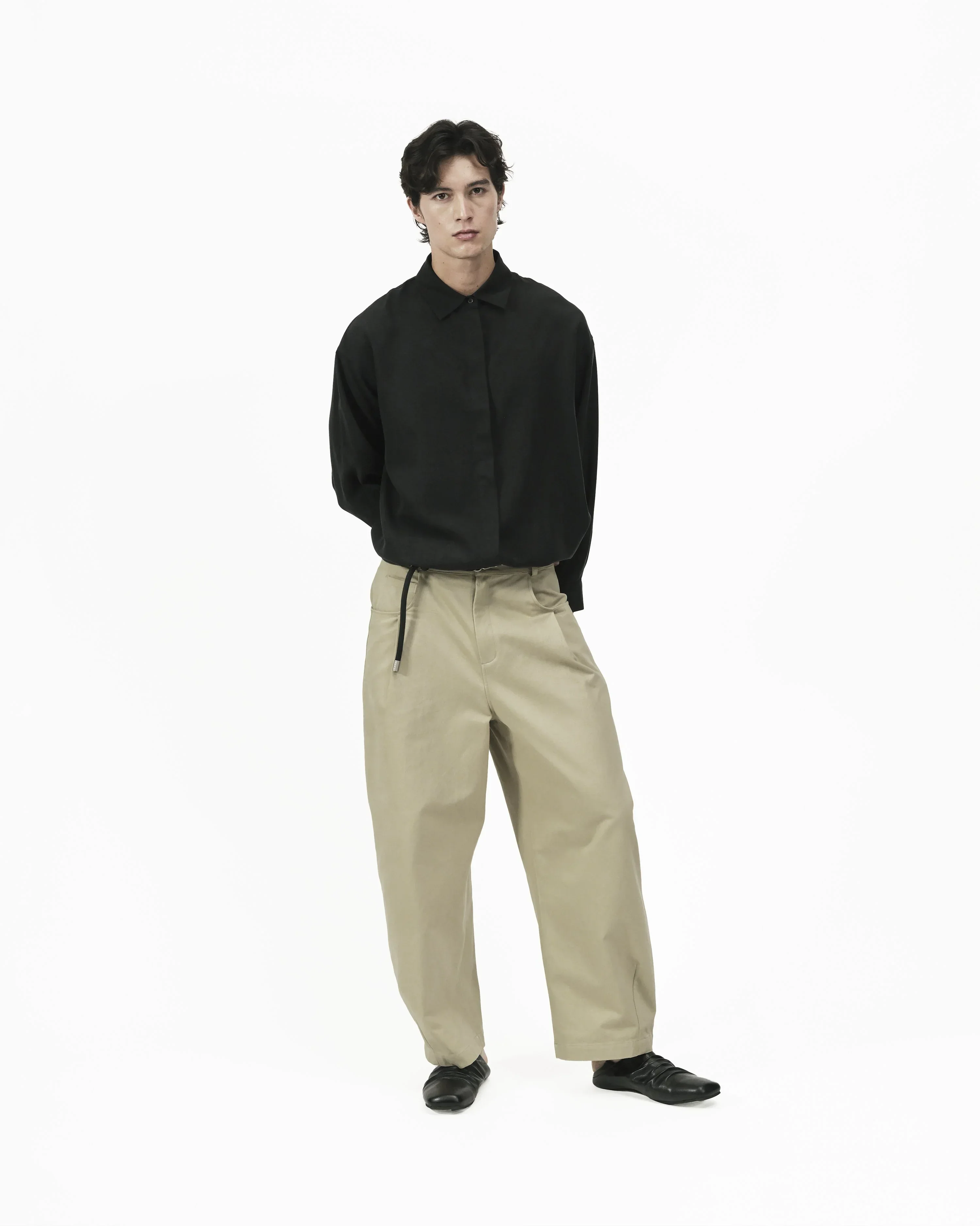 GRAYE | Fluid Knot Shirt - Black