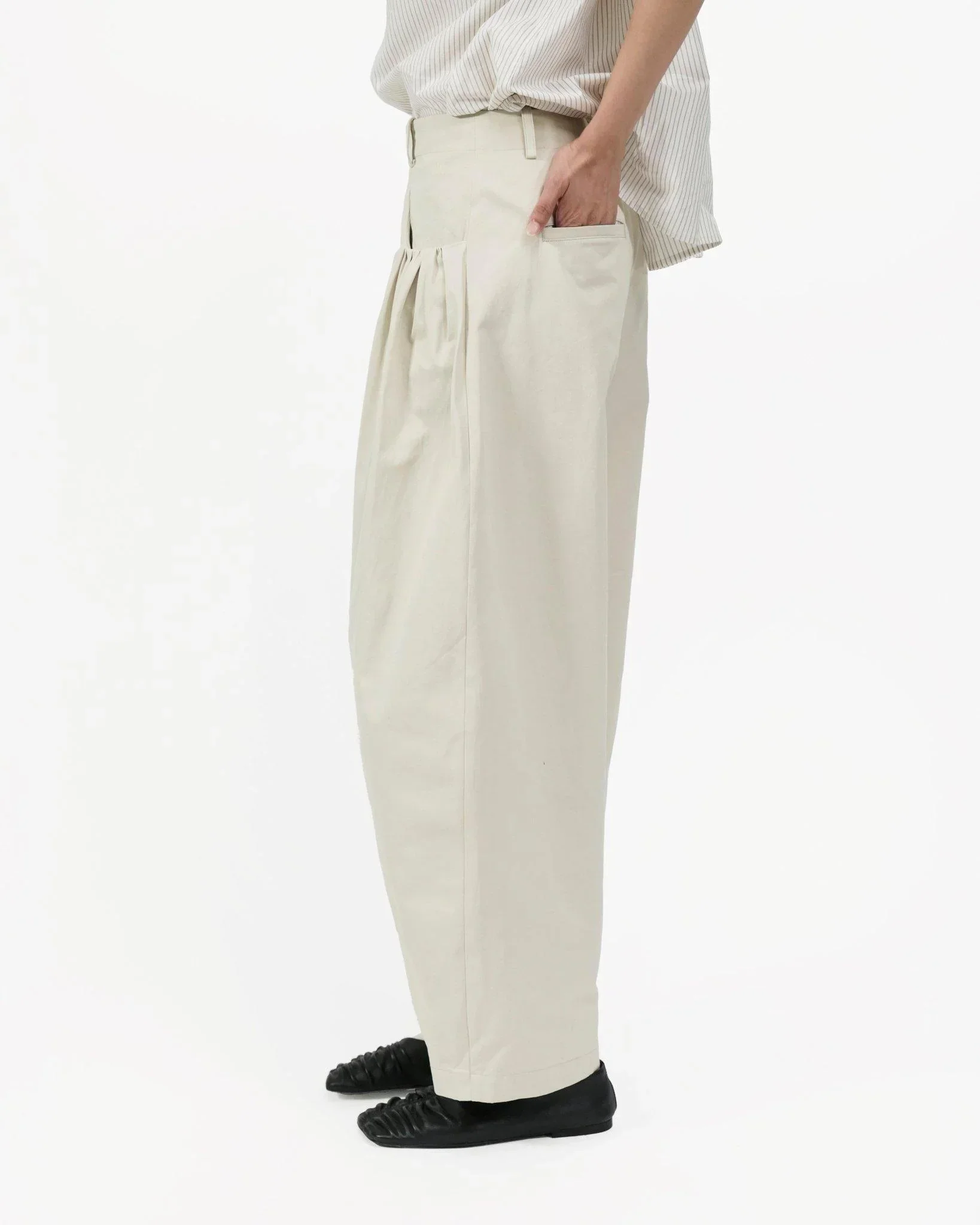 GRAYE | Gather Pocket Cocoon Trousers - Image 3