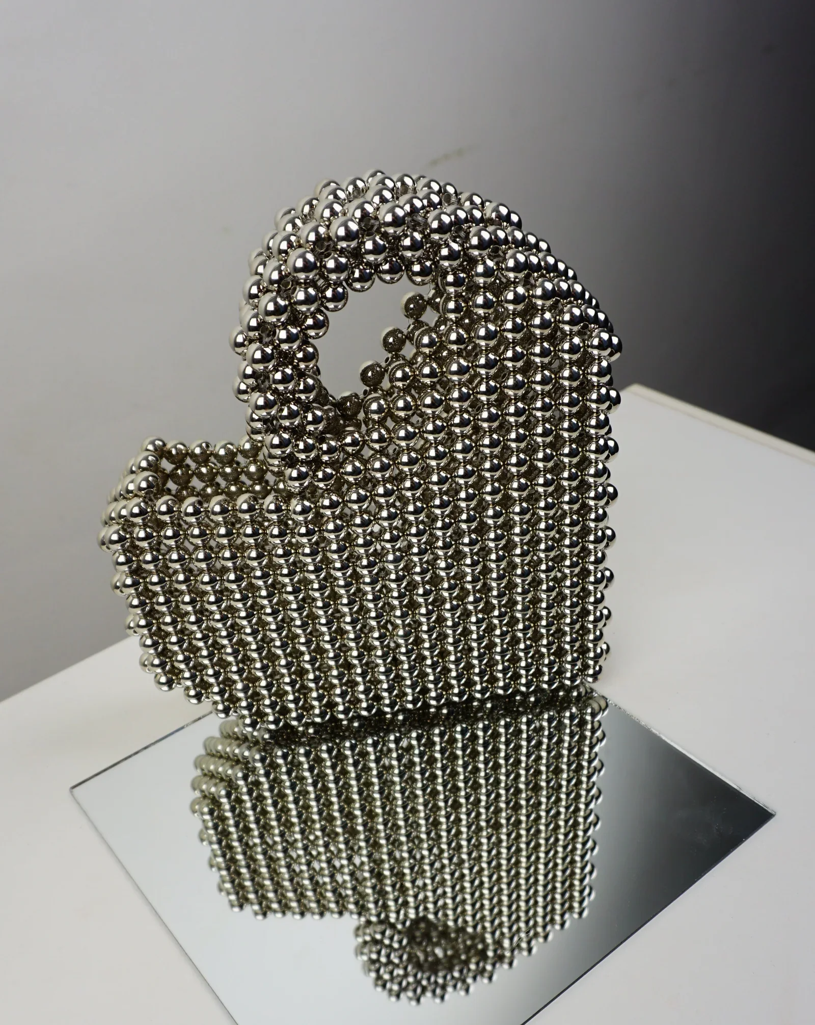 ISSHU | Top Handle Heart Bag - Image 2