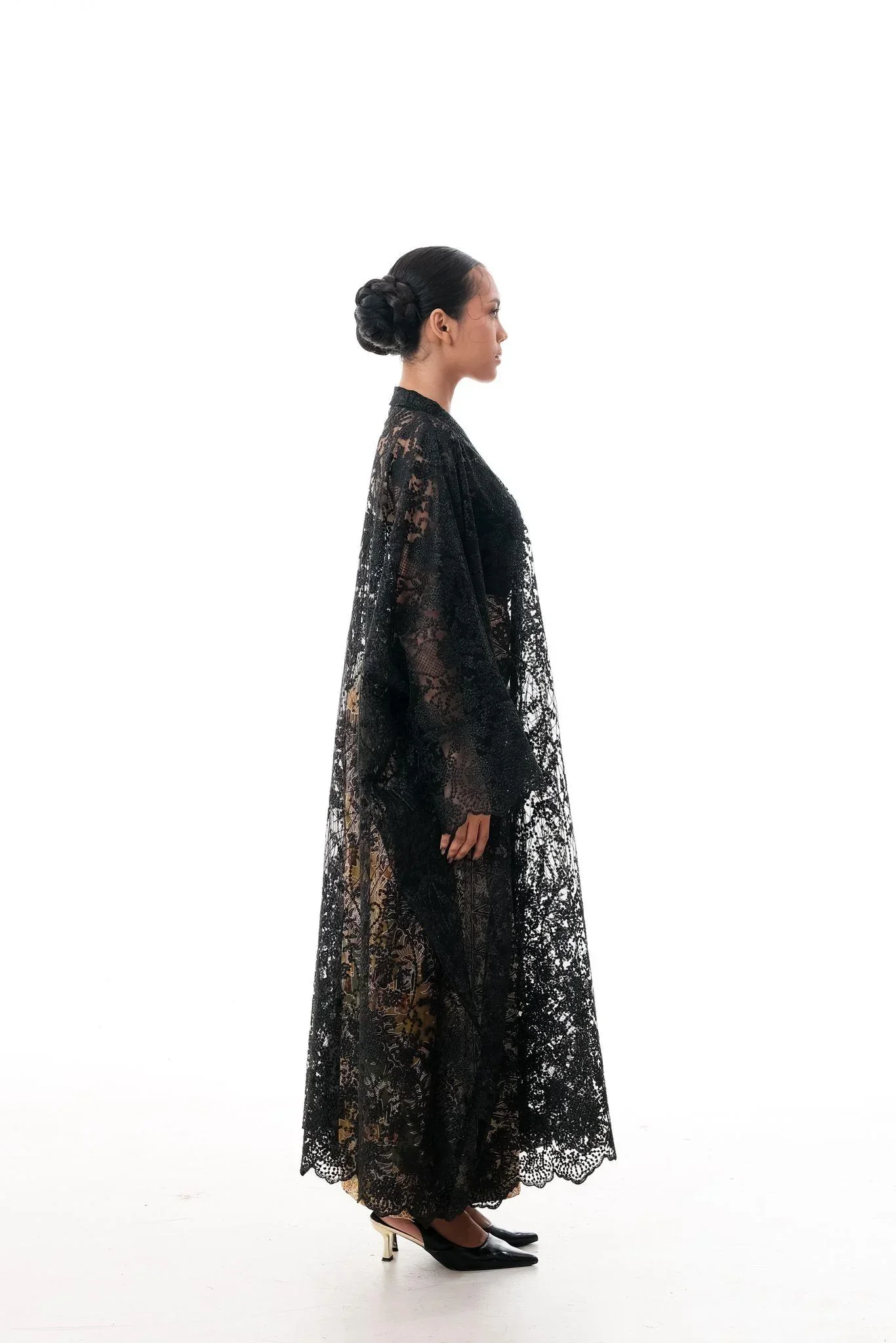 KAIFIYYAH | Kebaya Labuh Lace - Image 5