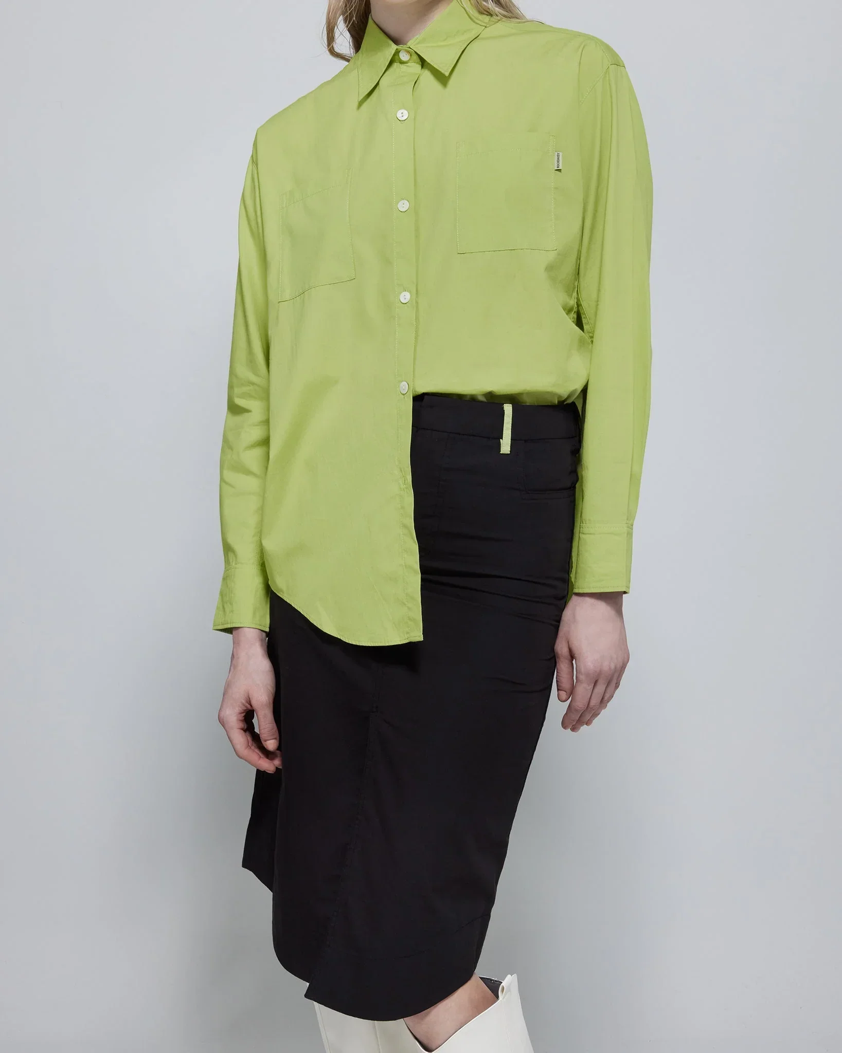 ROCK DAISY | Laura Oversized TENCEL™ Poplin Shirt Green - Image 3