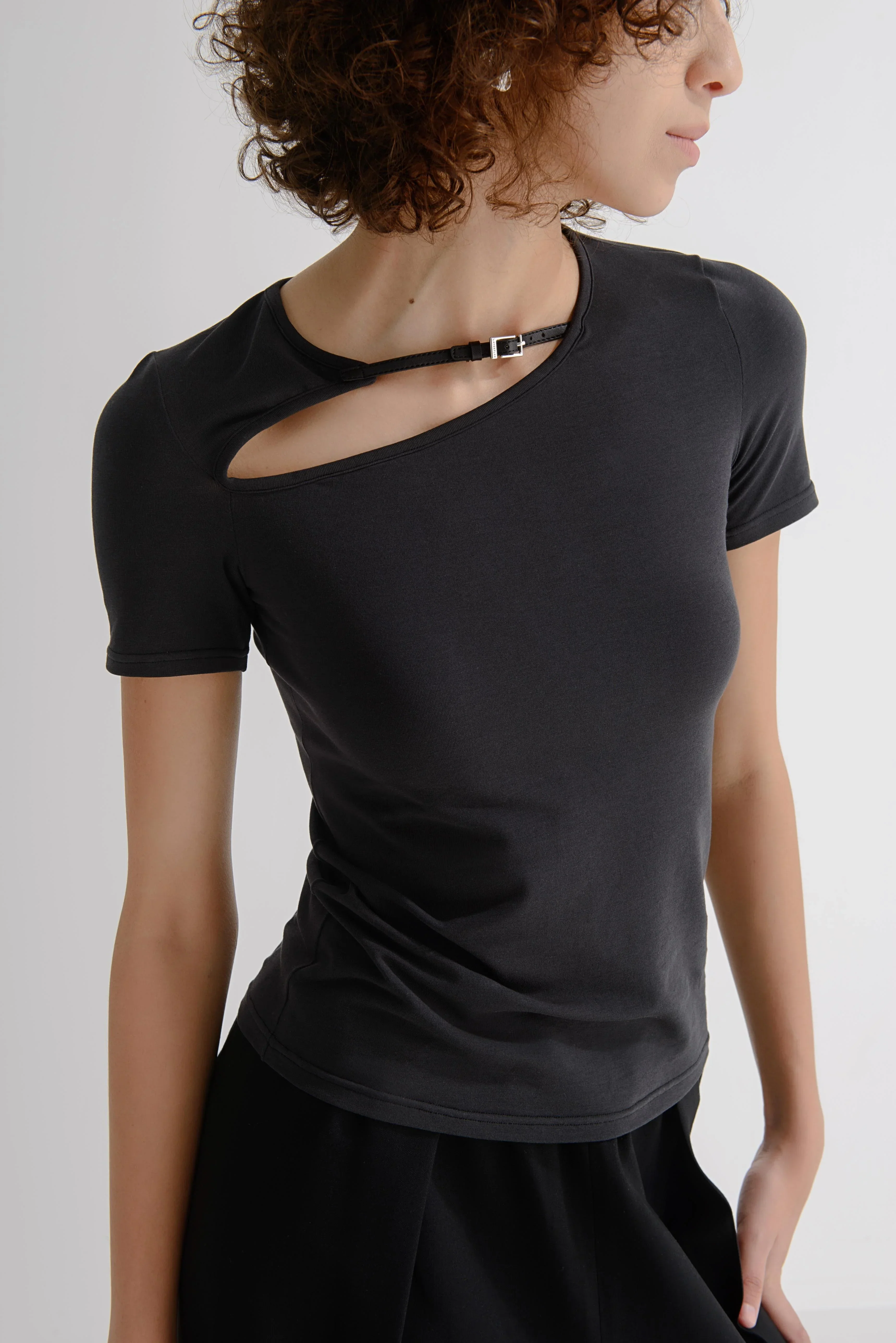 LAYERPLAN | Cotton Stretch Noa Buckle Cotton T-Shirt - Image 4