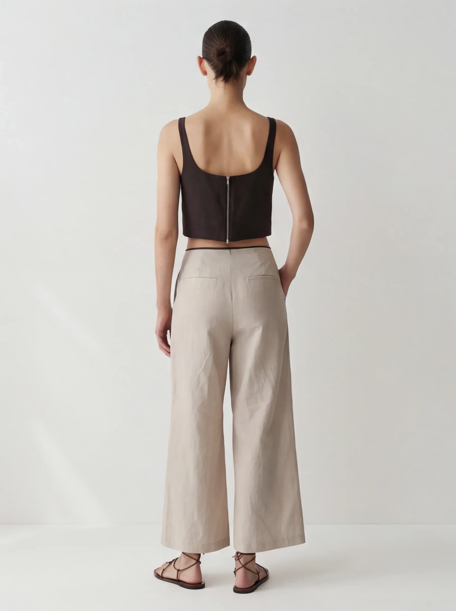 LAYERPLAN | Evara Linen Crop Top - Image 2