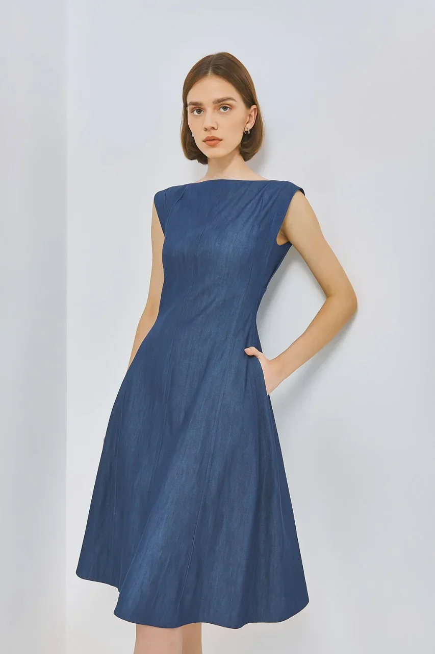 CAELI ECO LUXE | Maxi Dress With Low Back - Image 15