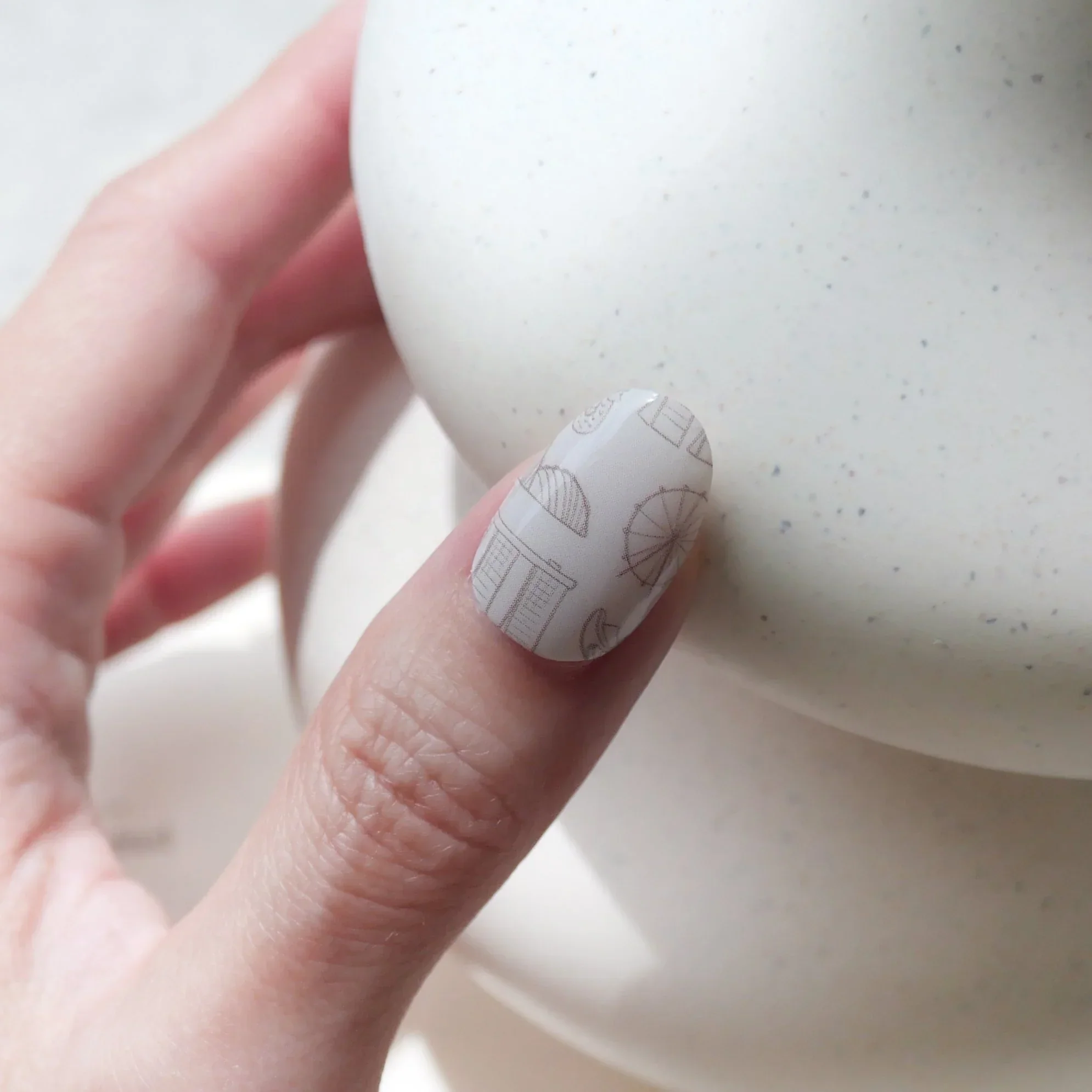 NODSPARK | Heritage Delights Nail Wrap Manicure - Image 2