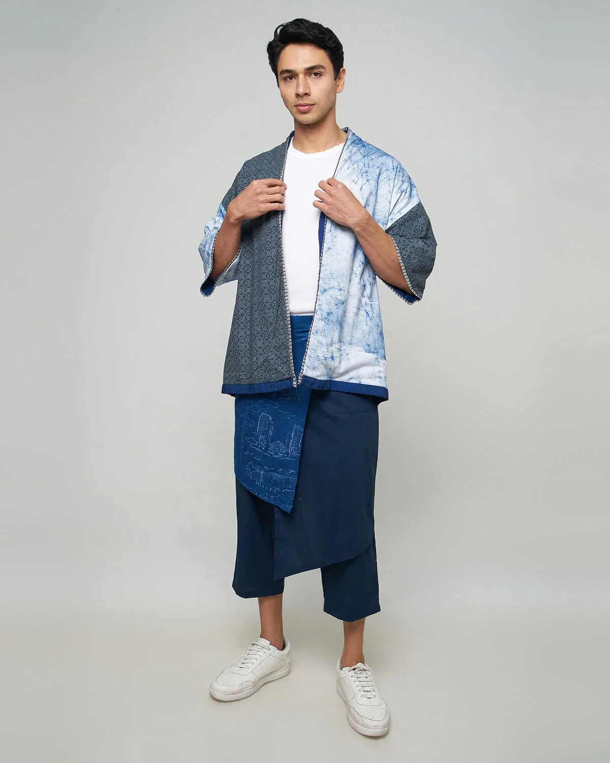 NYANA NYANA | Reversible Handwoven/Batik Outer - Image 5