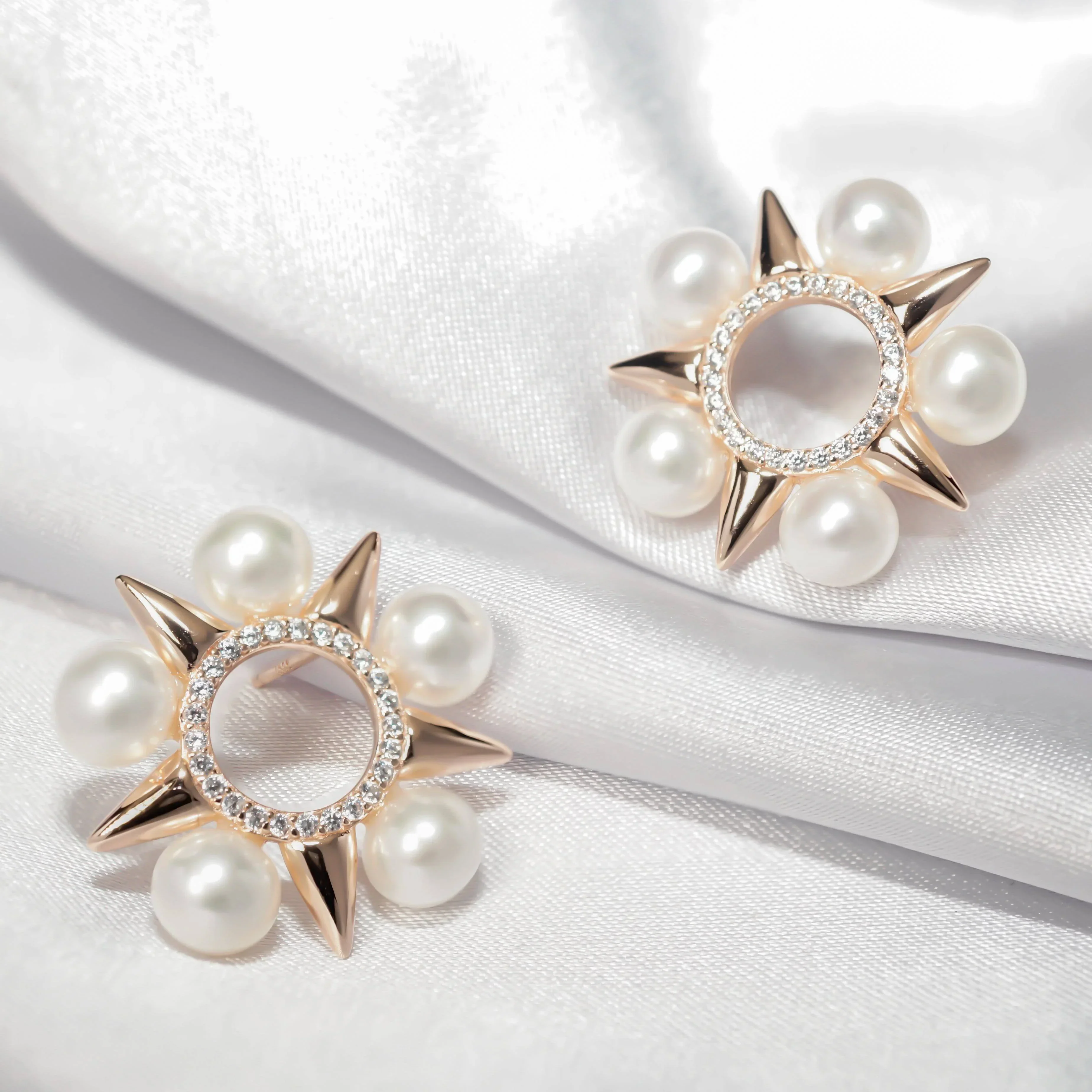 PEARLY LUSTRE | Asian Civilisations Museum Freshwater Pearl Earrings WE00226 | ACM Collection - Image 2