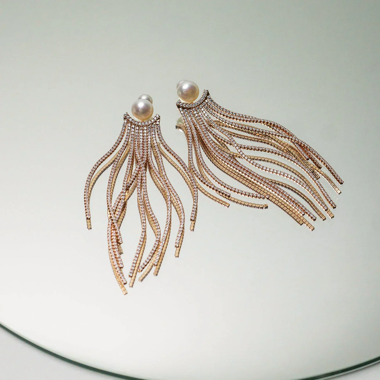 PEARLY LUSTRE | Asian Civilisations Museum Freshwater Pearl Earrings WE00229 | ACM Collection - Image 3
