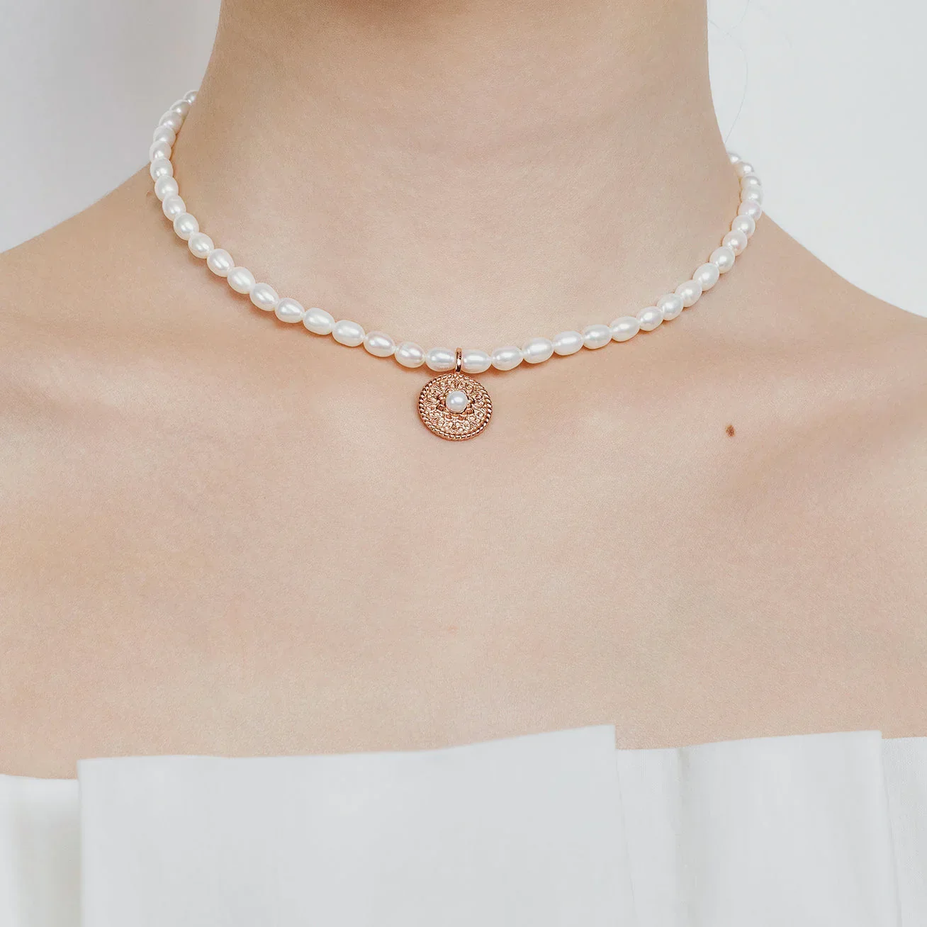 PEARLY LUSTRE | Asian Civilisations Museum Freshwater Pearl Necklace WN00703 | ACM Collection - Image 3