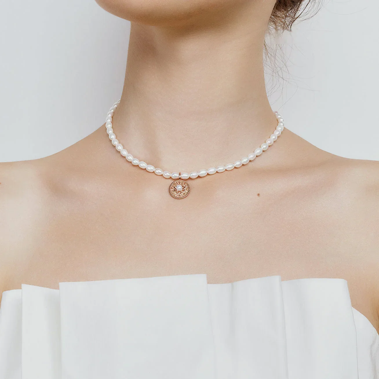 PEARLY LUSTRE | Asian Civilisations Museum Freshwater Pearl Necklace WN00703 | ACM Collection - Image 4