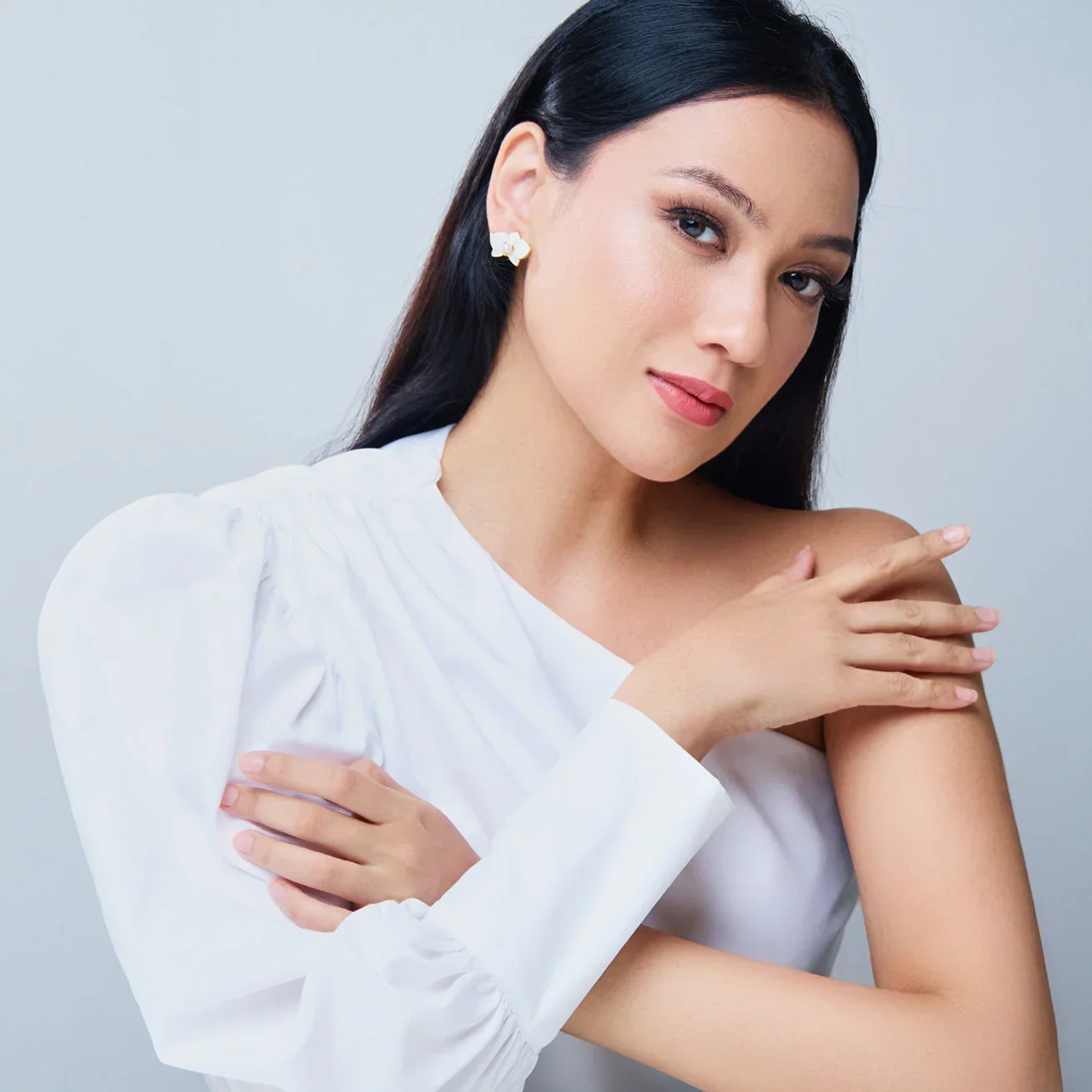 PEARLY LUSTRE | Clip-On Top Grade Freshwater Pearl Earrings WE00832 | ORCHID - Image 6