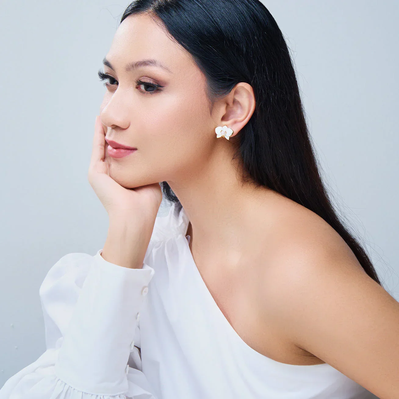 PEARLY LUSTRE | Clip-On Top Grade Freshwater Pearl Earrings WE00832 | ORCHID - Image 7