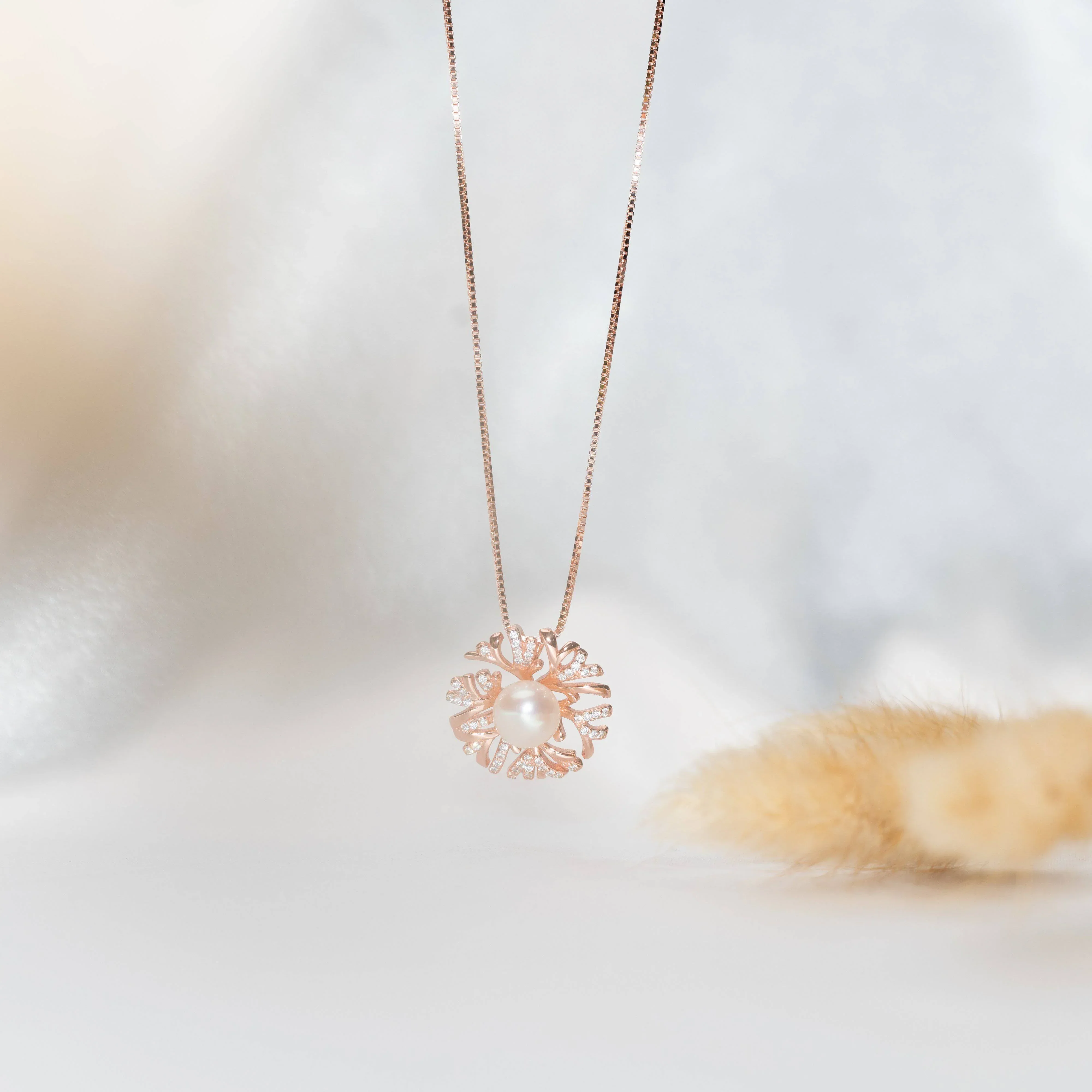 PEARLY LUSTRE | Elegant Freshwater Pearl Set WS00056 | GARDENS - Image 2