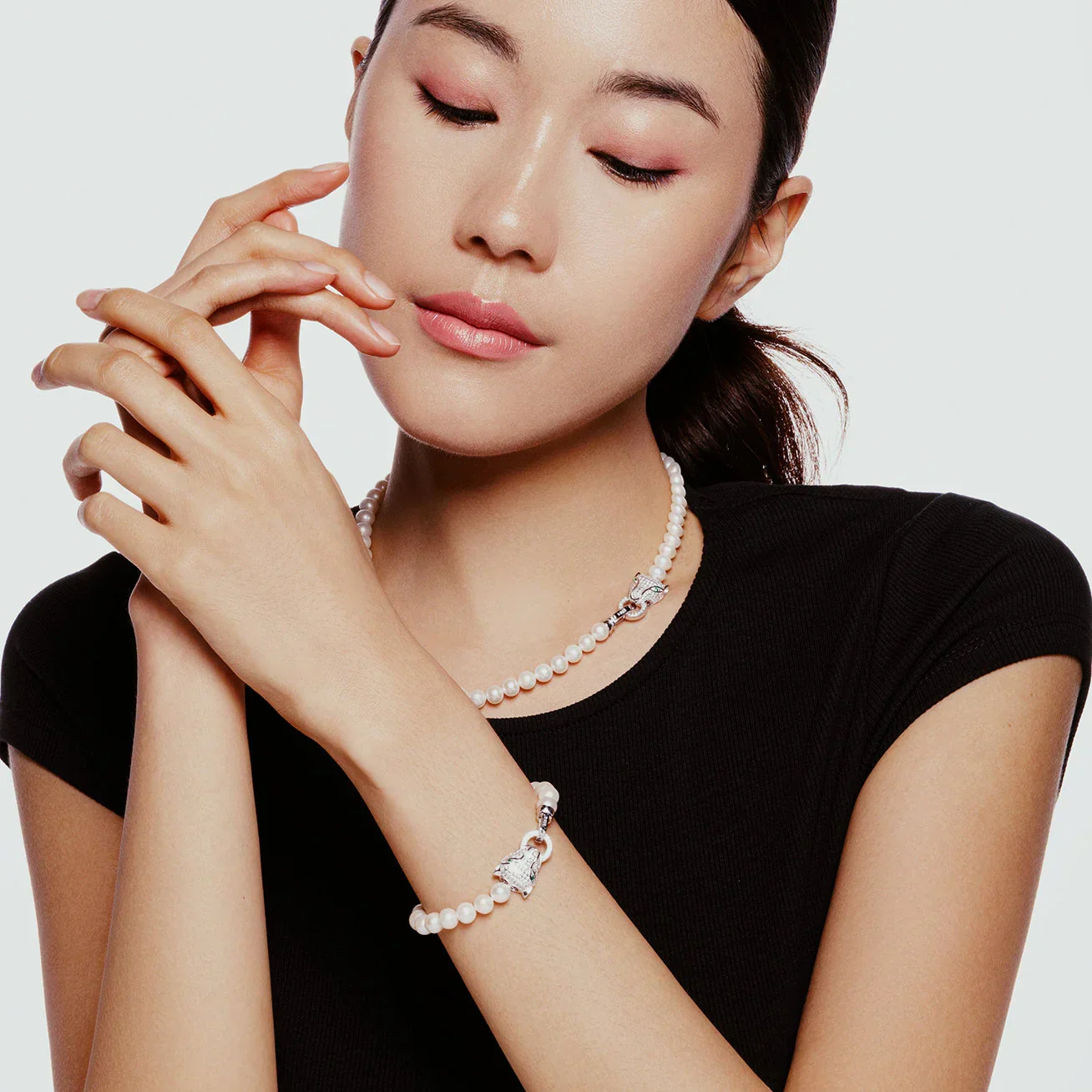 PEARLY LUSTRE | Freshwater Pearl Bracelet WB00136 | SAFARI - Image 5