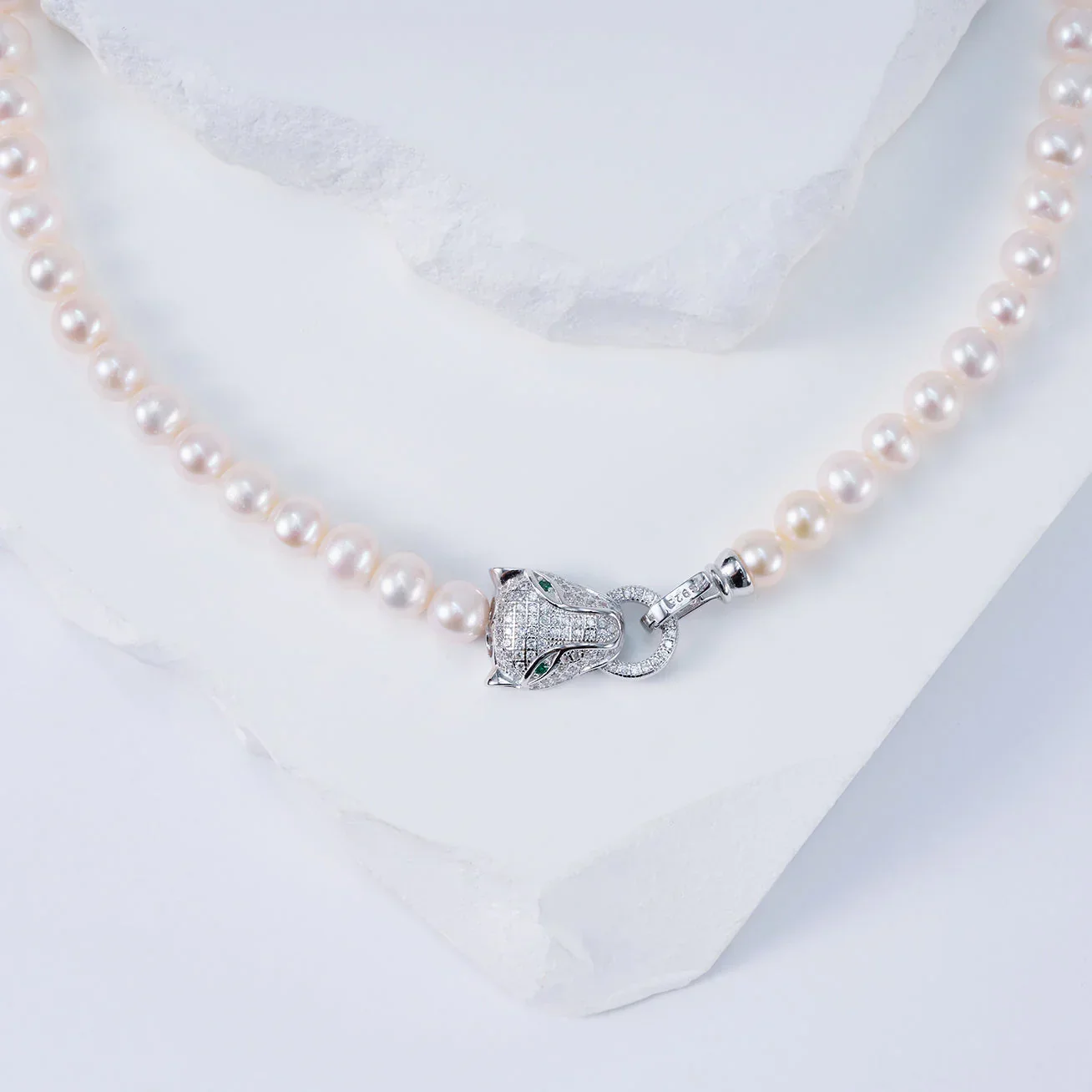 PEARLY LUSTRE | Freshwater Pearl Necklace WN00042 | SAFARI - Image 3