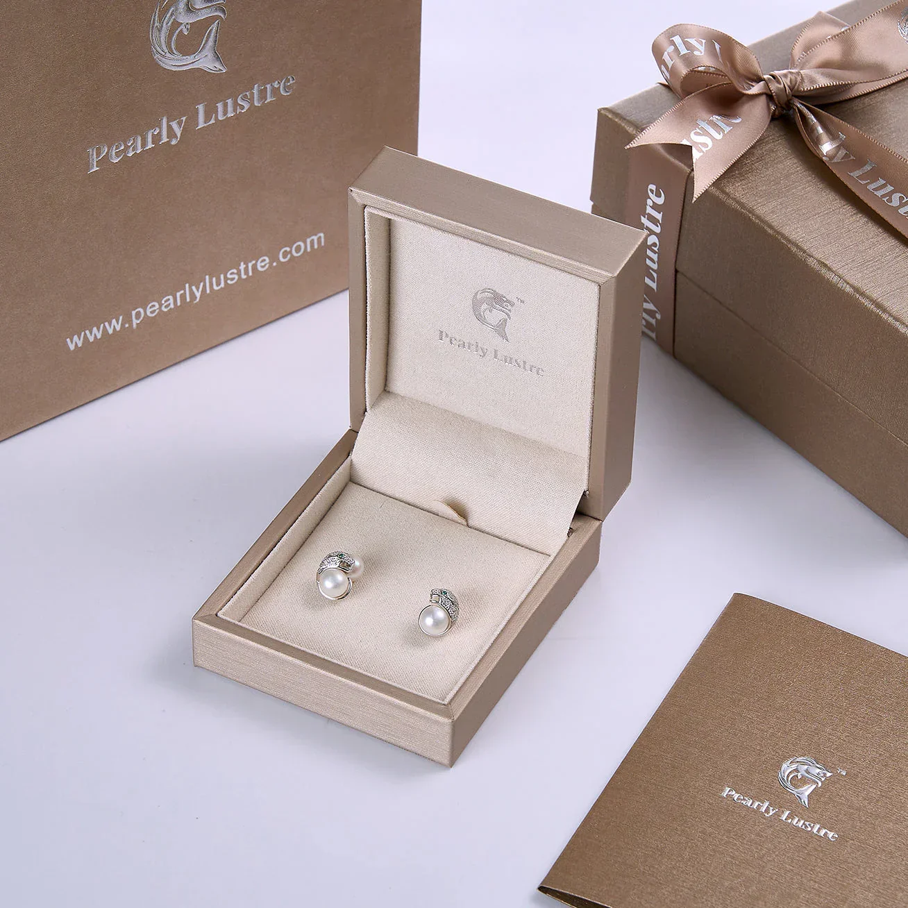 PEARLY LUSTRE | Leopard Freshwater Pearl Earrings WE00084 | SAFARI - Image 8