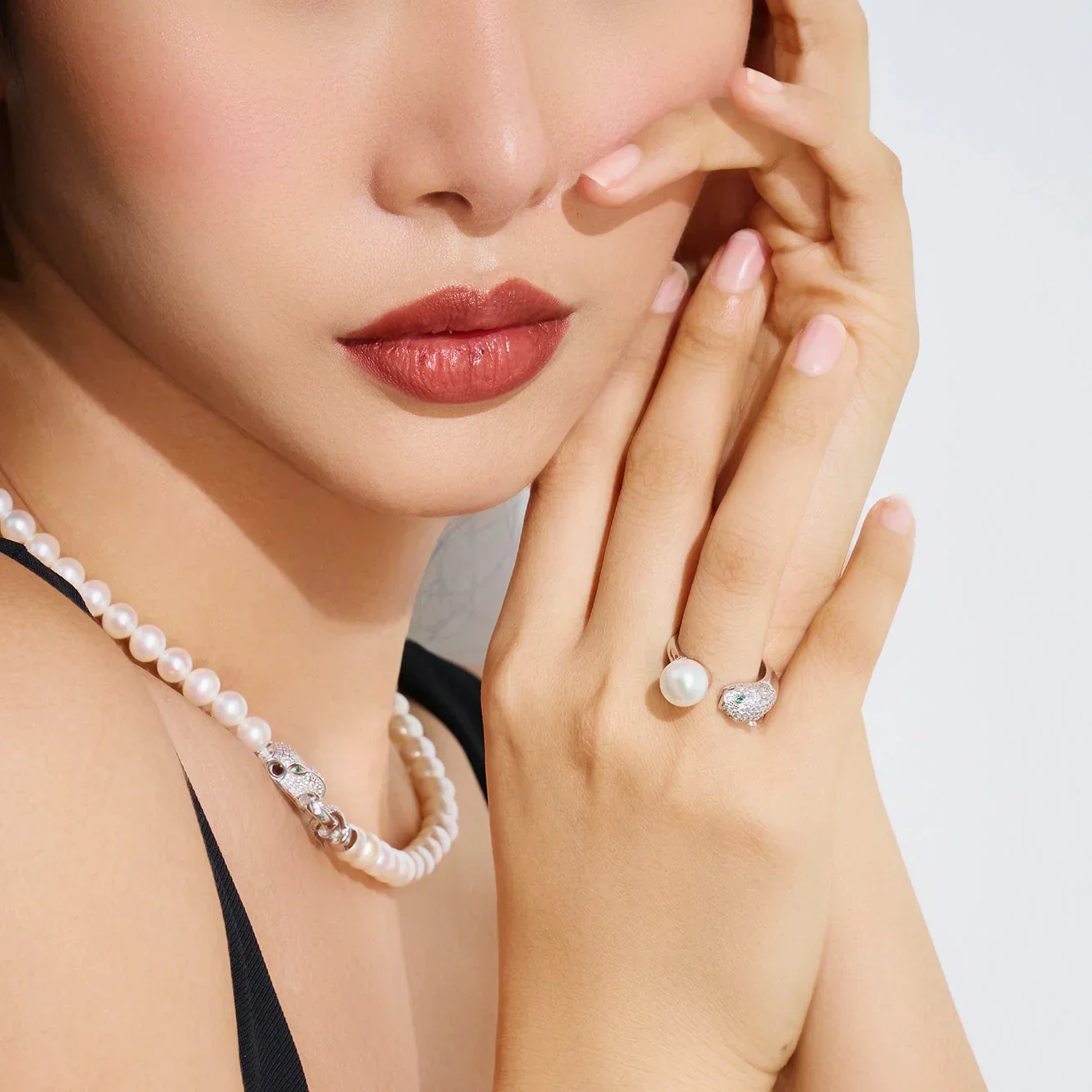 PEARLY LUSTRE | Leopard Freshwater Pearl Ring WR00038 | SAFARI - Image 4