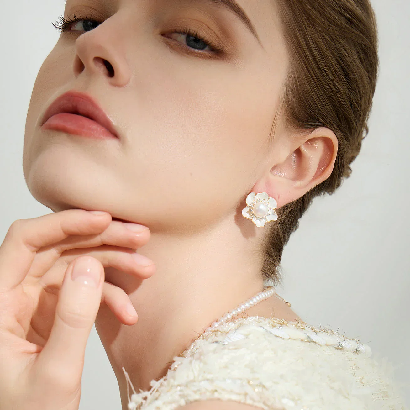 PEARLY LUSTRE | Top Grade Freshwater Pearl Earrings WE00801 | ORCHID - Image 5