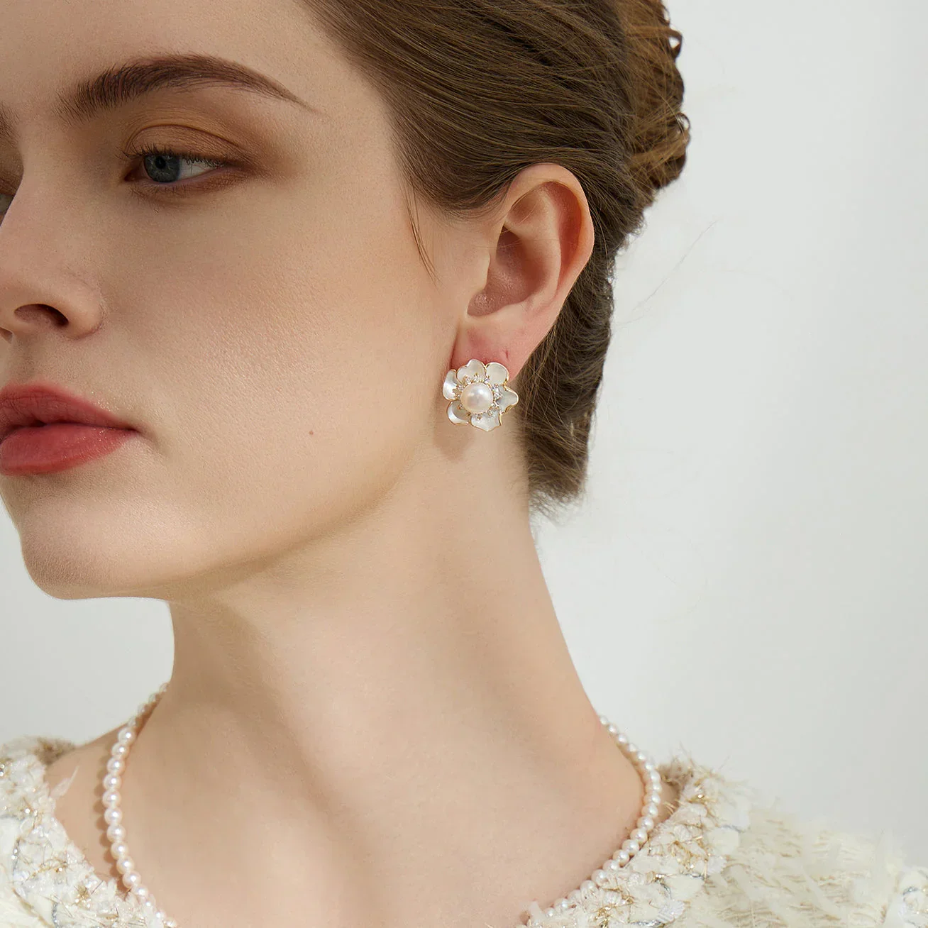 PEARLY LUSTRE | Top Grade Freshwater Pearl Earrings WE00801 | ORCHID - Image 6